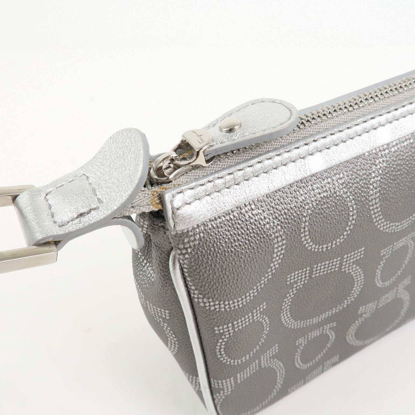 Ferragamo Gancini Logo Leather Shoulder Bag Hand Bag Silver