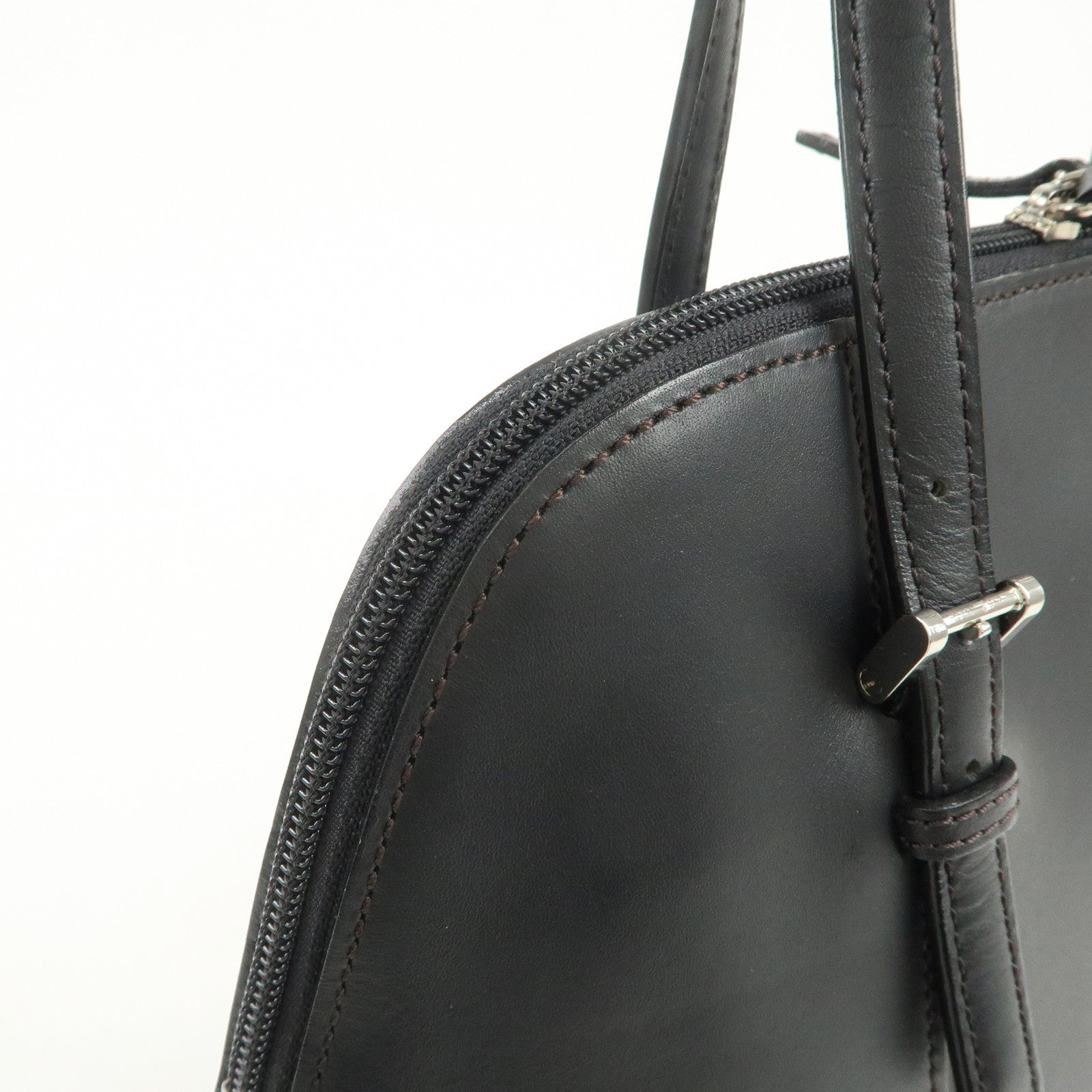 BURBERRY Logo Leather Hand Bag Black