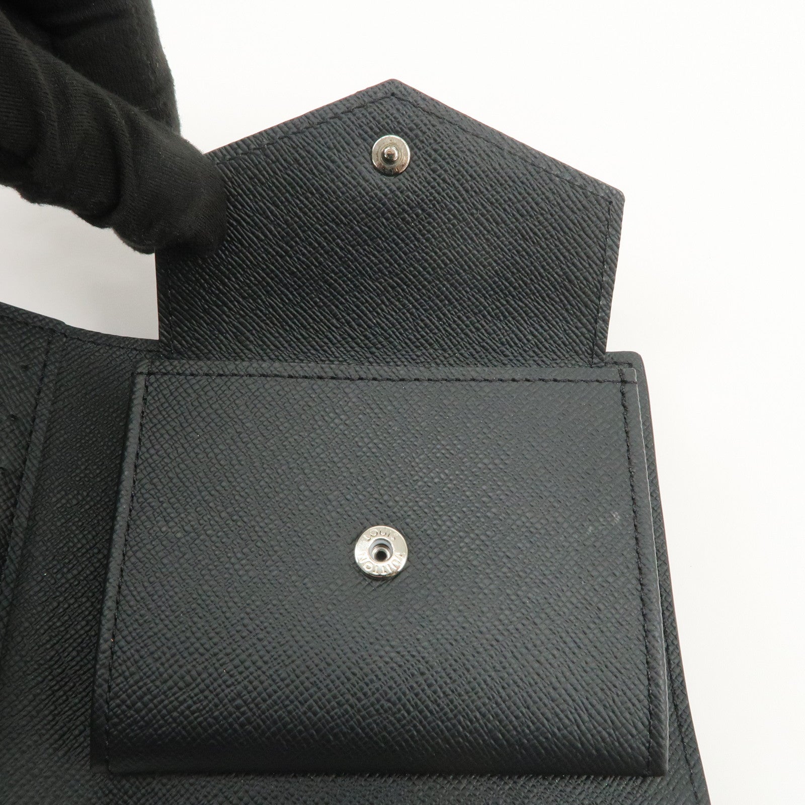 Louis Vuitton Taiga Portefeuille Marco NM Wallet Ardoise M30865