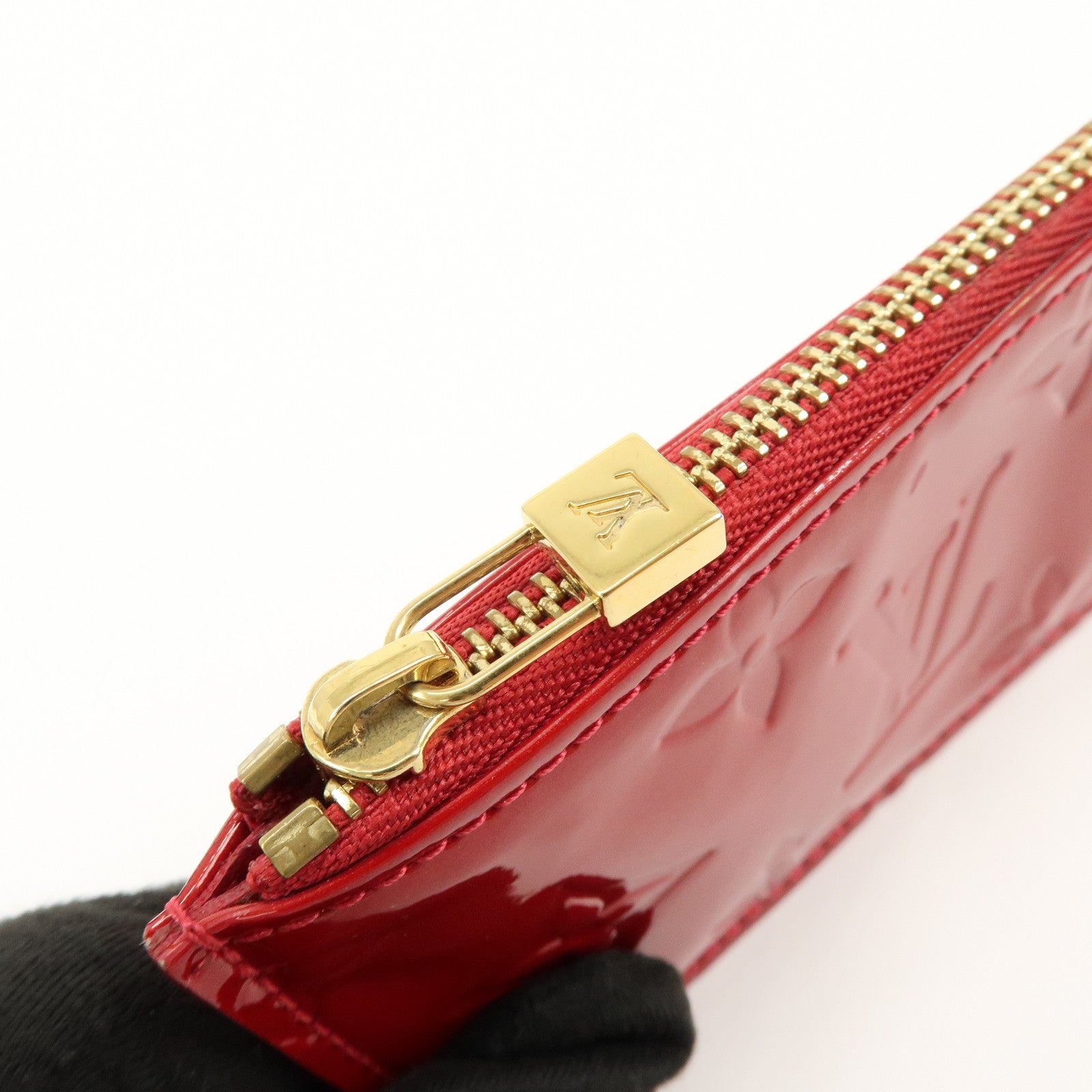 Louis Vuitton Monogram Vernis Pochette Cles Coin Case Red M91977
