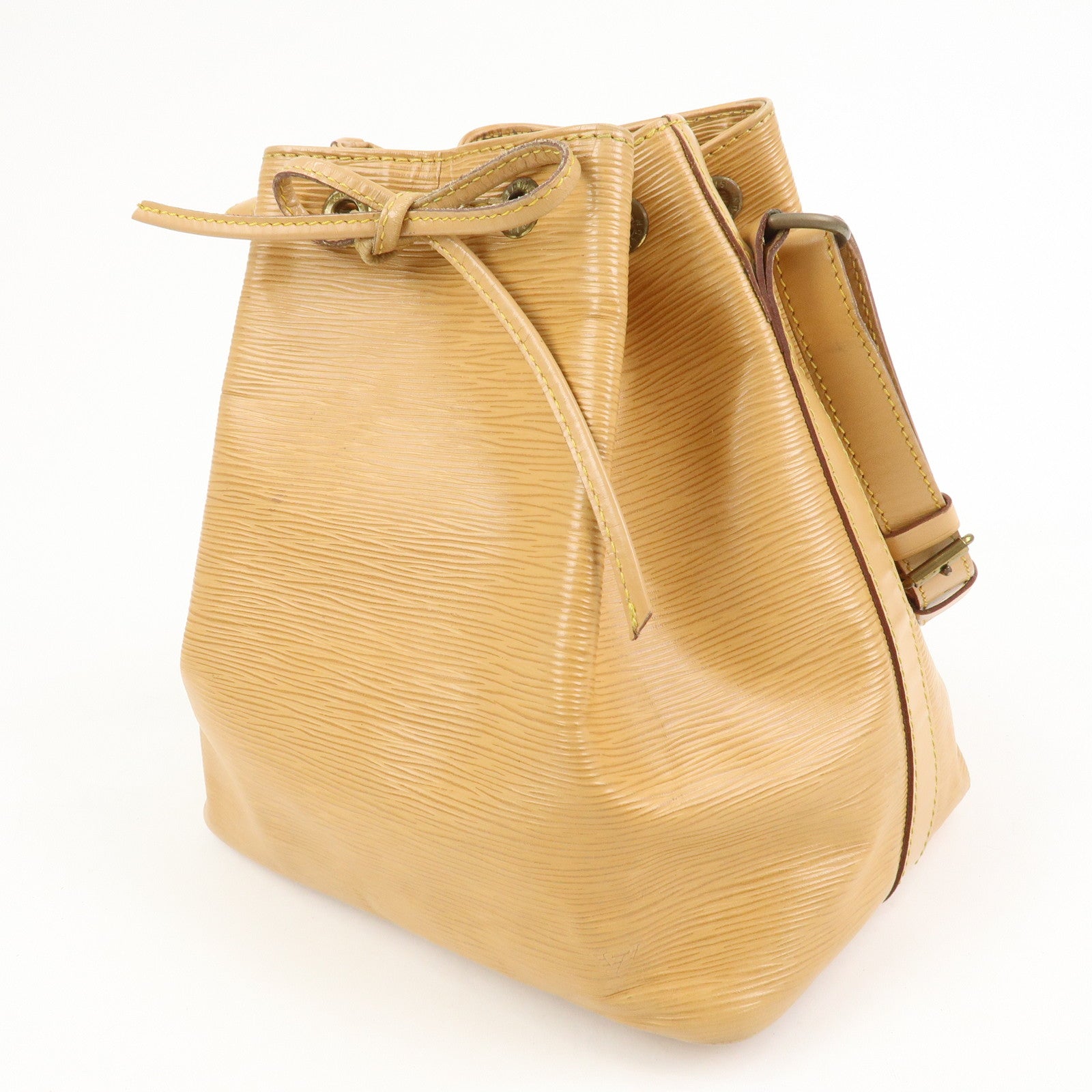 Louis Vuitton Epi Petit Noe Shoulder Bag Winnipeg Beige M44106