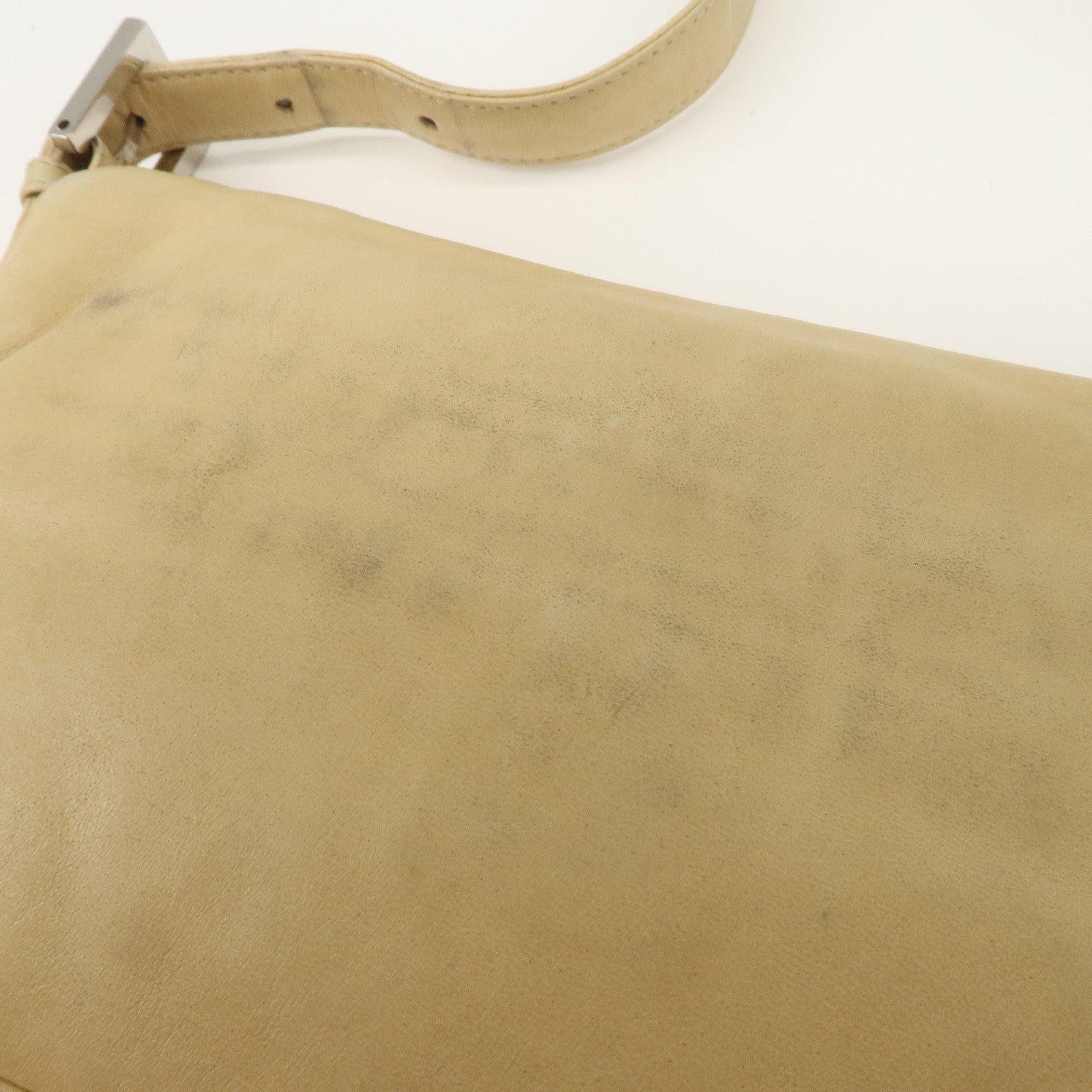 FENDI Mamma Baguette Leather Shoulder Bag Hand Bag Ivory 26424