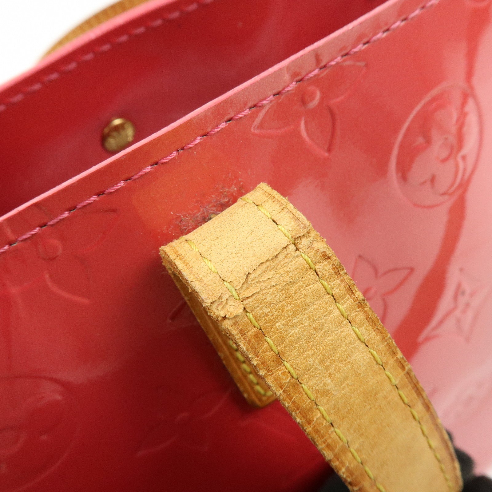Louis Vuitton Monogram Vernis Reade PM Hand Bag Framboise M9132F
