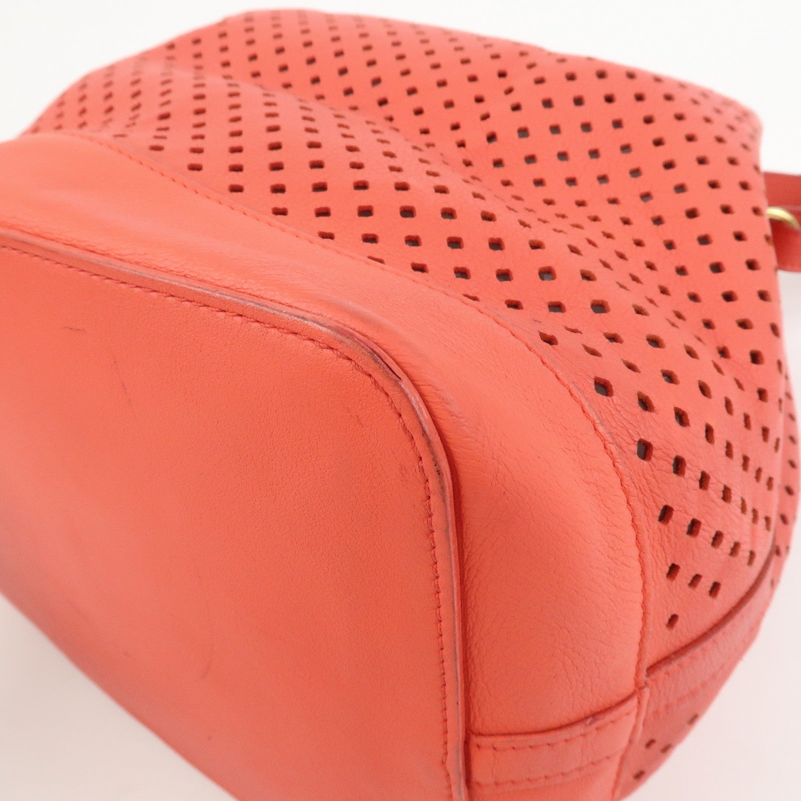 Louis Vuitton Perfo Noe Shoulder Bag 2012 Collection Corail M94074