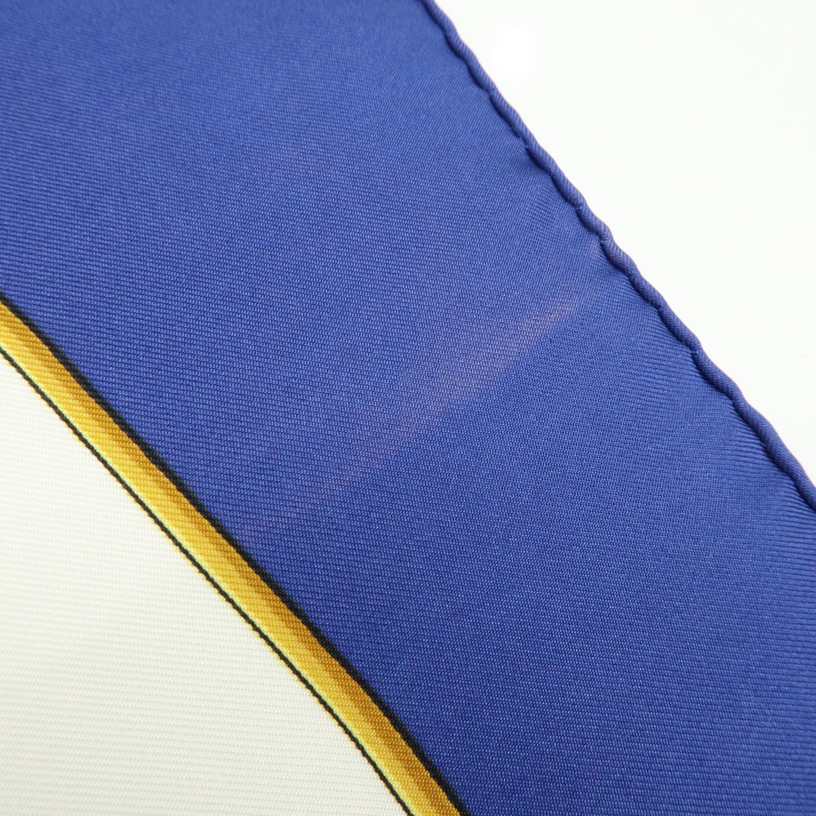 HERMES Carre 90 Silk100% Caty Ancient Egypt Scarab Scarf Blue White