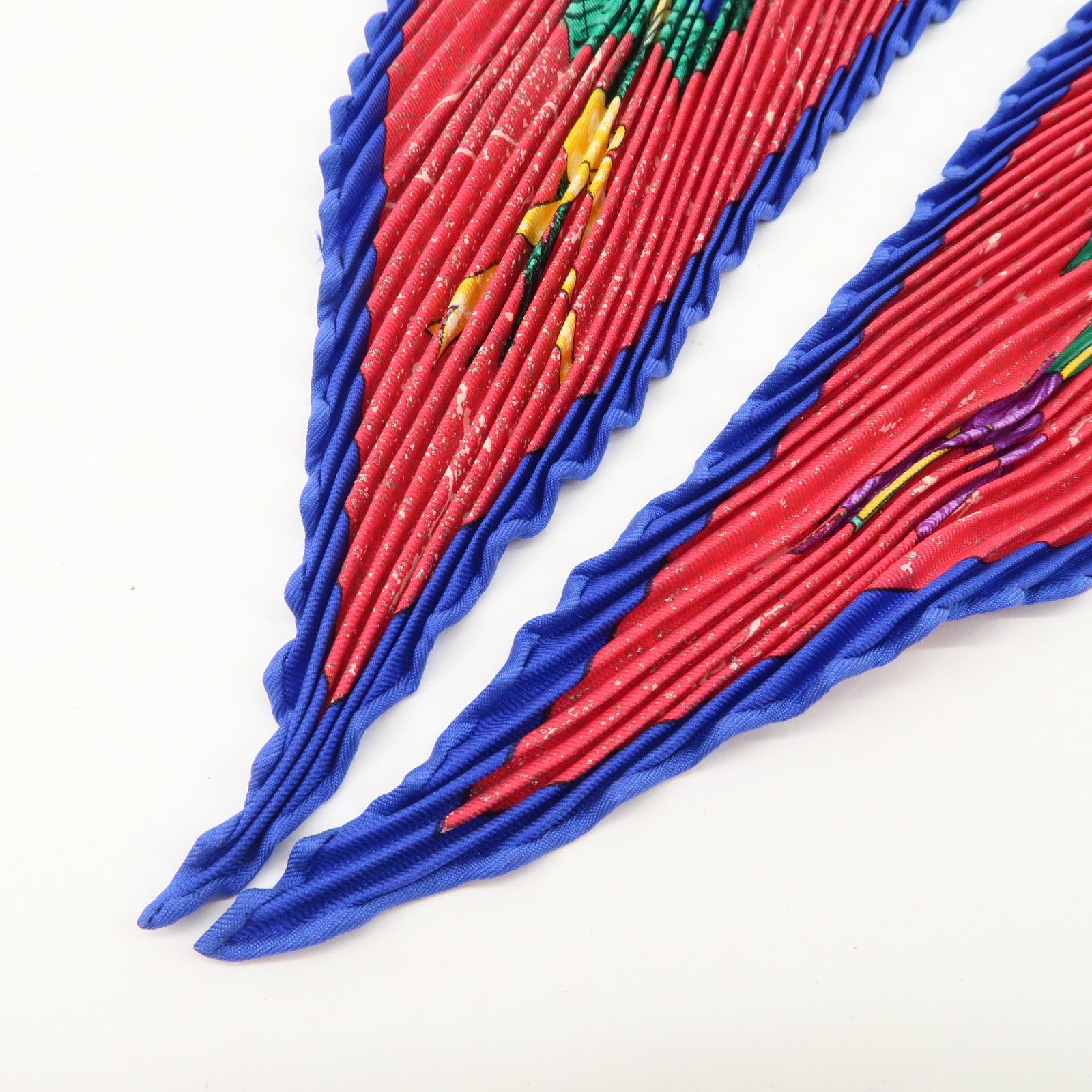 HERMES  Carre 90 Silk 100% Pleats Scarf PIERRES d' ORIENT et OGGIDENT Blue