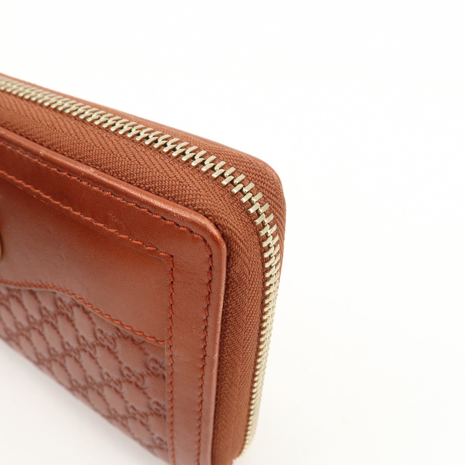 GUCCI Sukey Interlocking G Micro Guccissima Zippy Wallet 308012