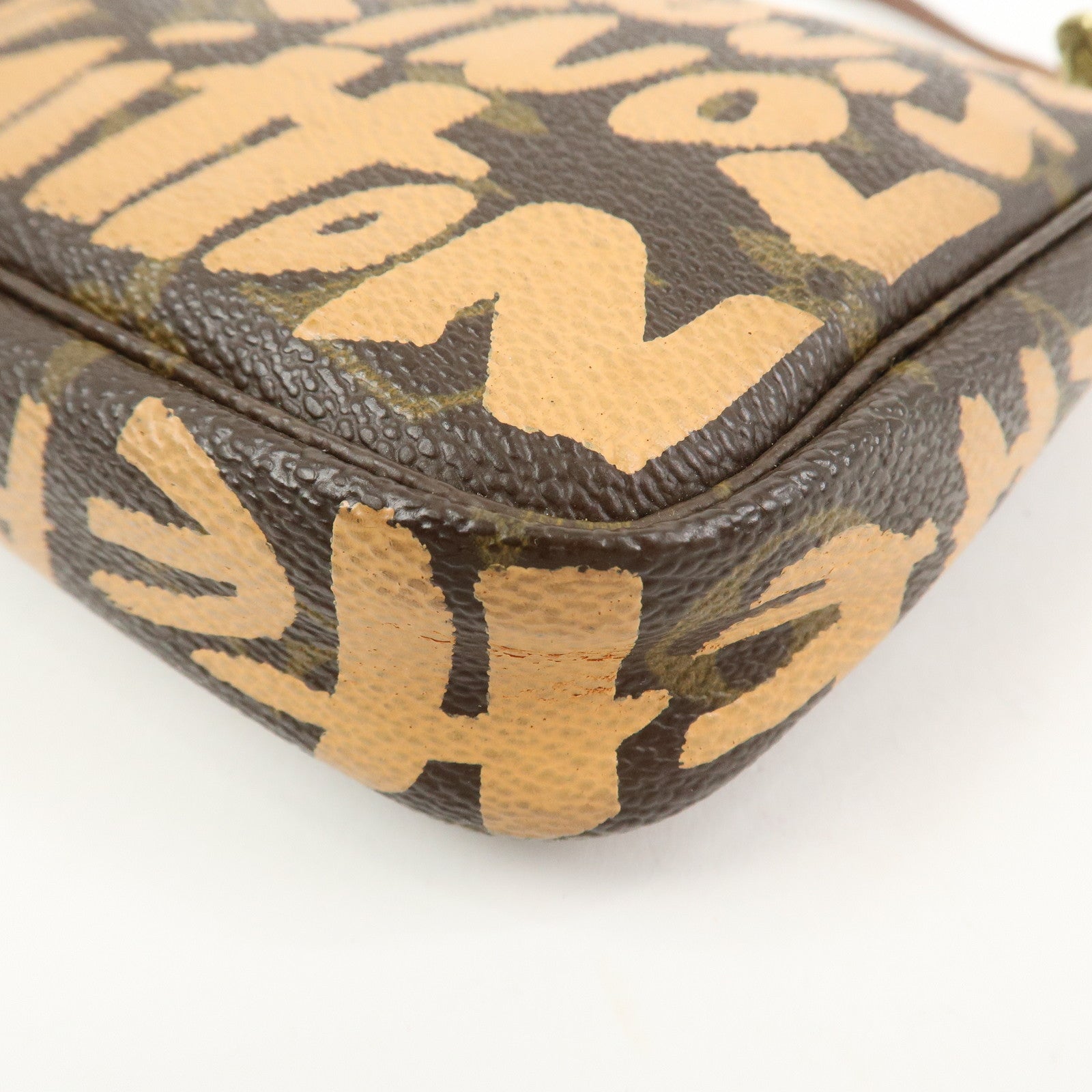 Louis Vuitton Monogram Graffiti Pochette Accessoires HandBag M92193