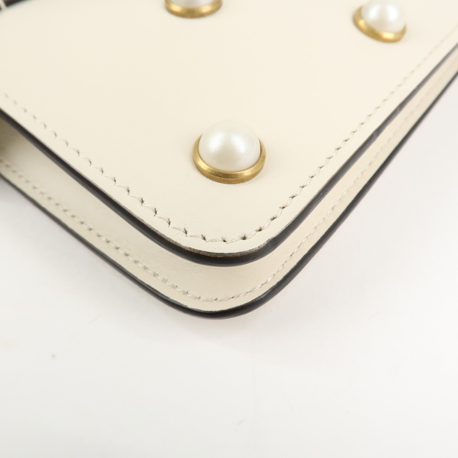 GUCCI  Broad Eye Leather Chain Shoulder Bag Ivory 453778