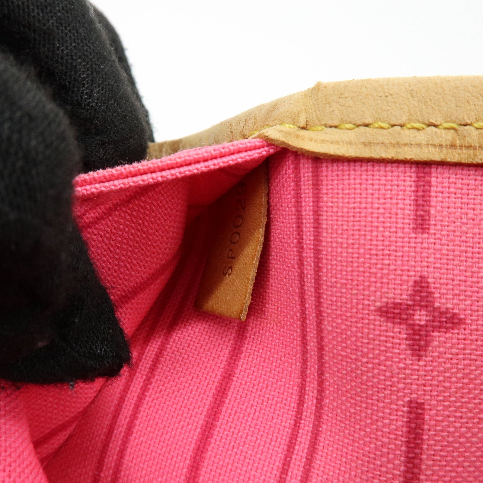 Louis Vuitton Monogram Rose Neverfull MM Tote Shoulder Bag M48613