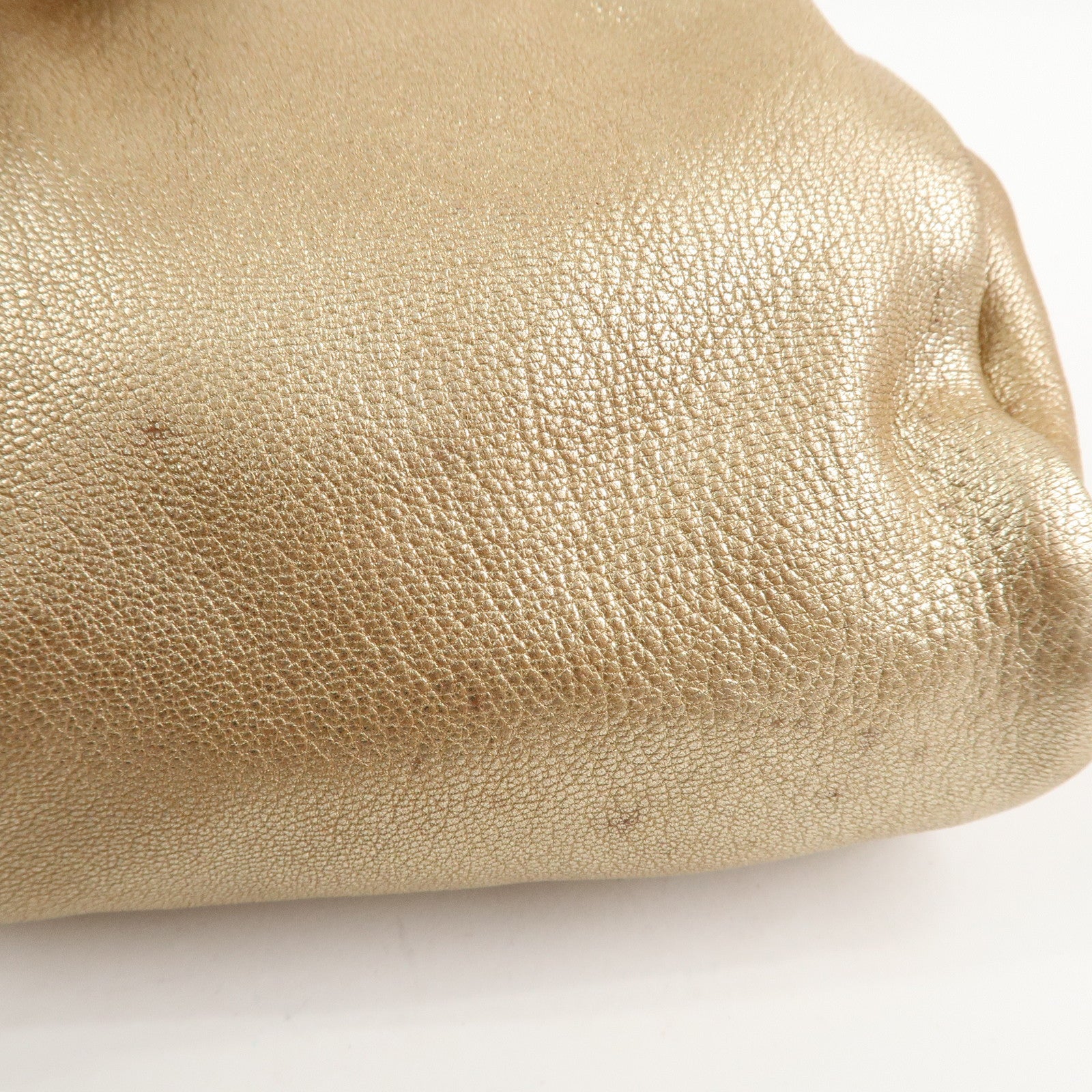 Ferragamo Leather Turtle Motif Chain Hand Bag Metallic Pink Beige