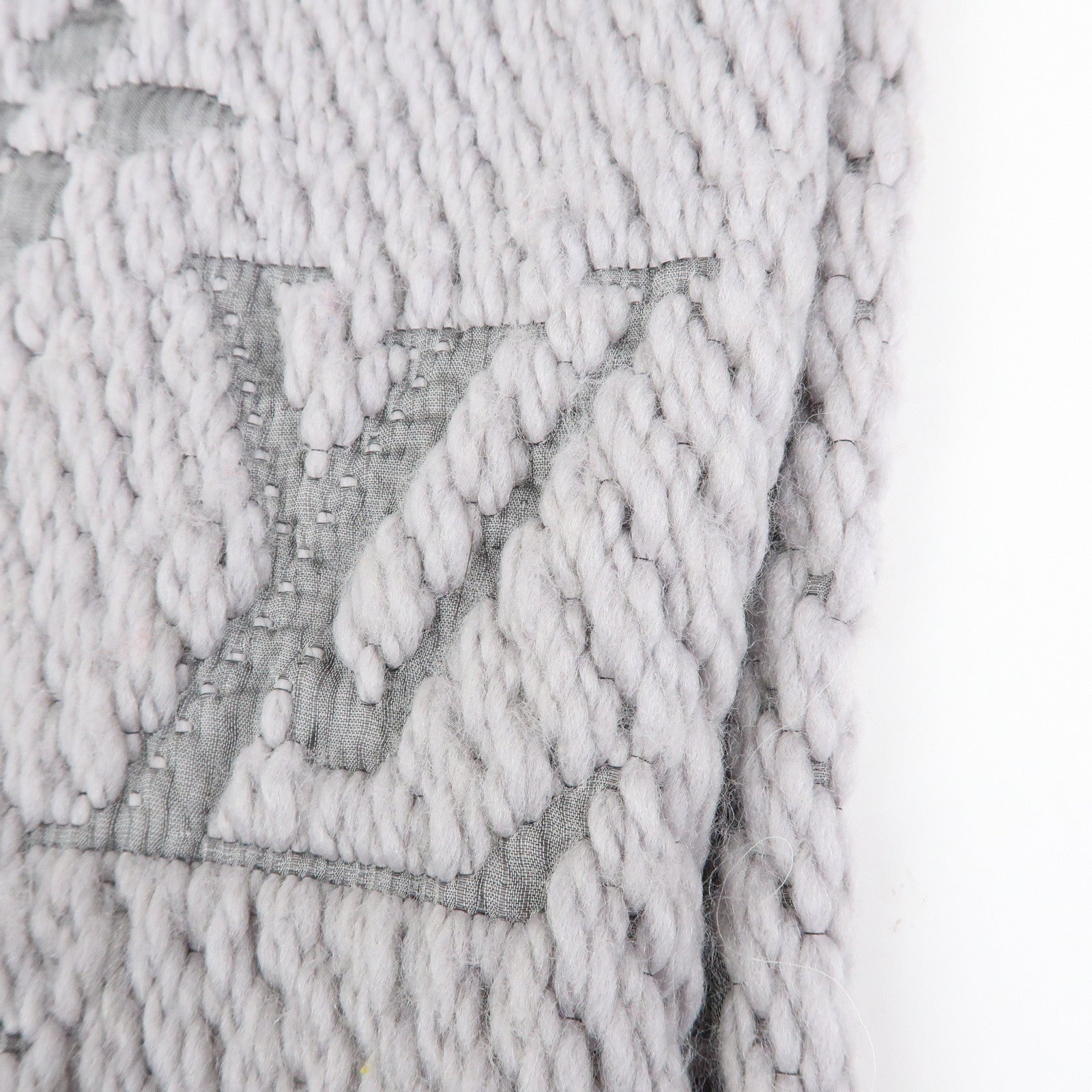 Louis Vuitton Monogram Escharp Logomania Scarf Gris Perle M74742