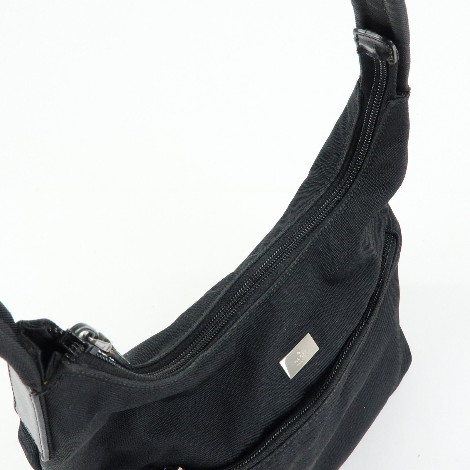 GUCCI Logo Nylon Leather Shoulder Bag Black 001・3386