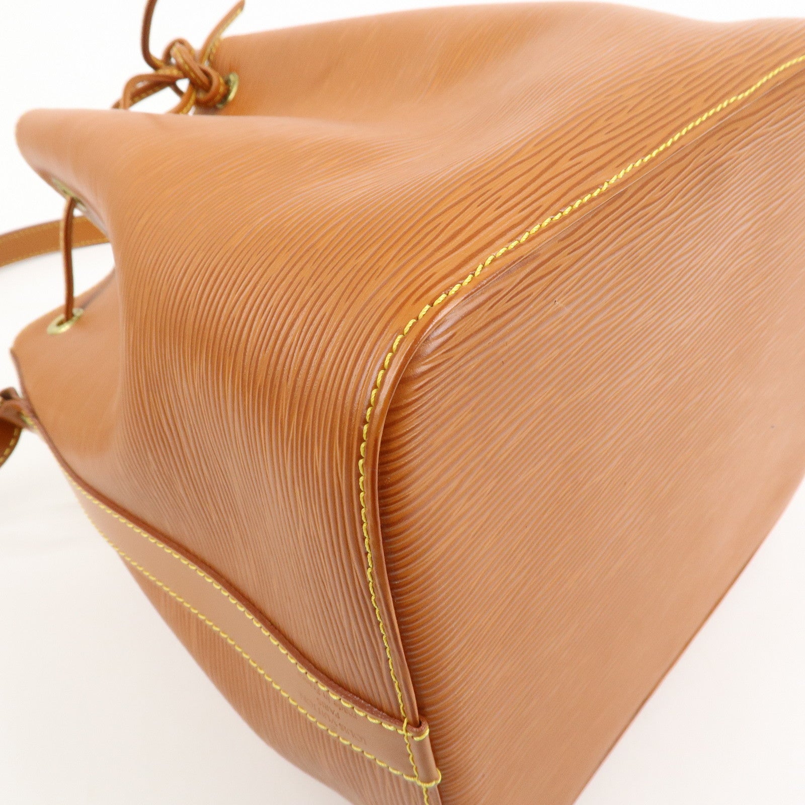 Louis Vuitton Epi Petit Noe Shoulder Bag Zipang Gold M44108