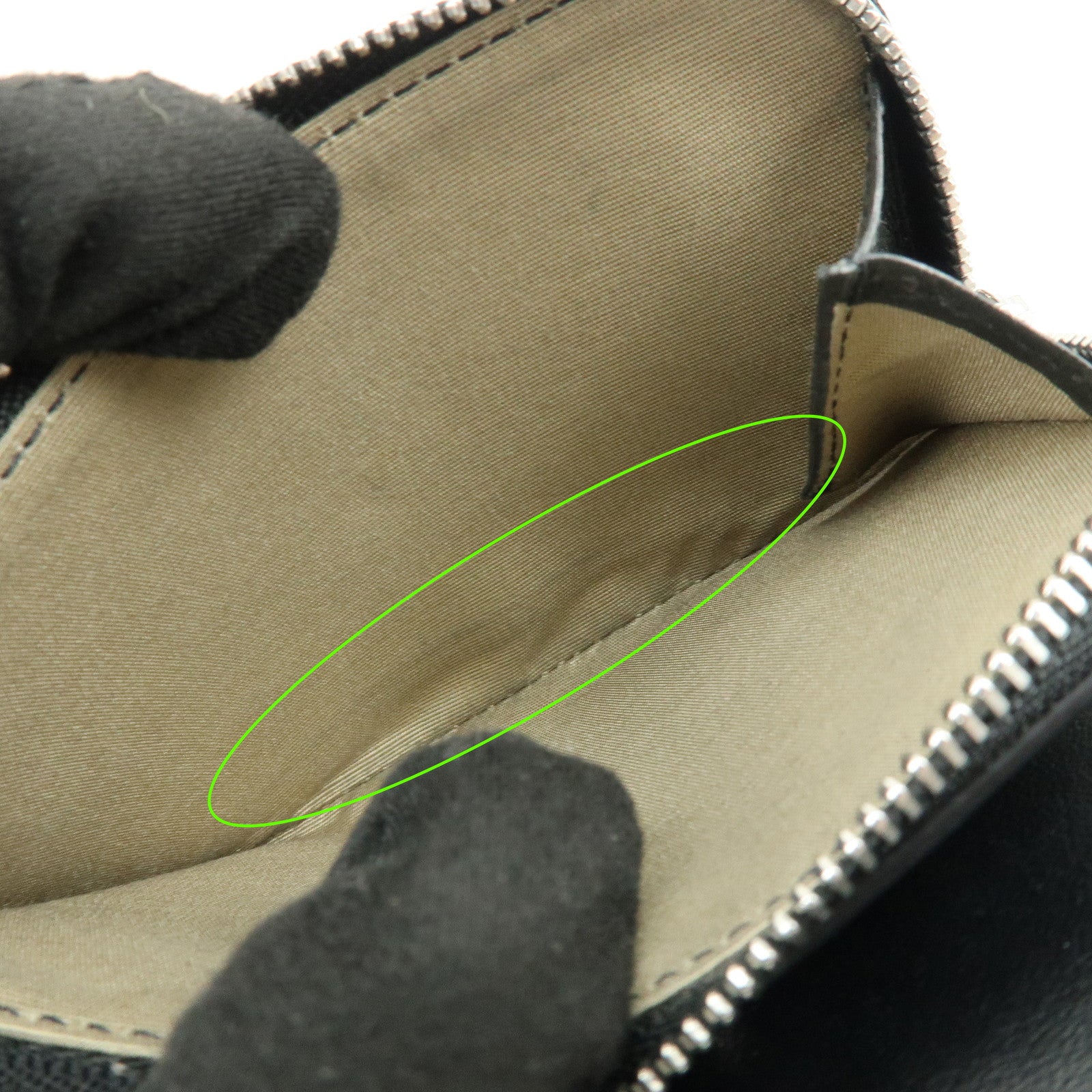 JIMMY CHOO Leather Compact  Zippy Wallet Star Studs Black