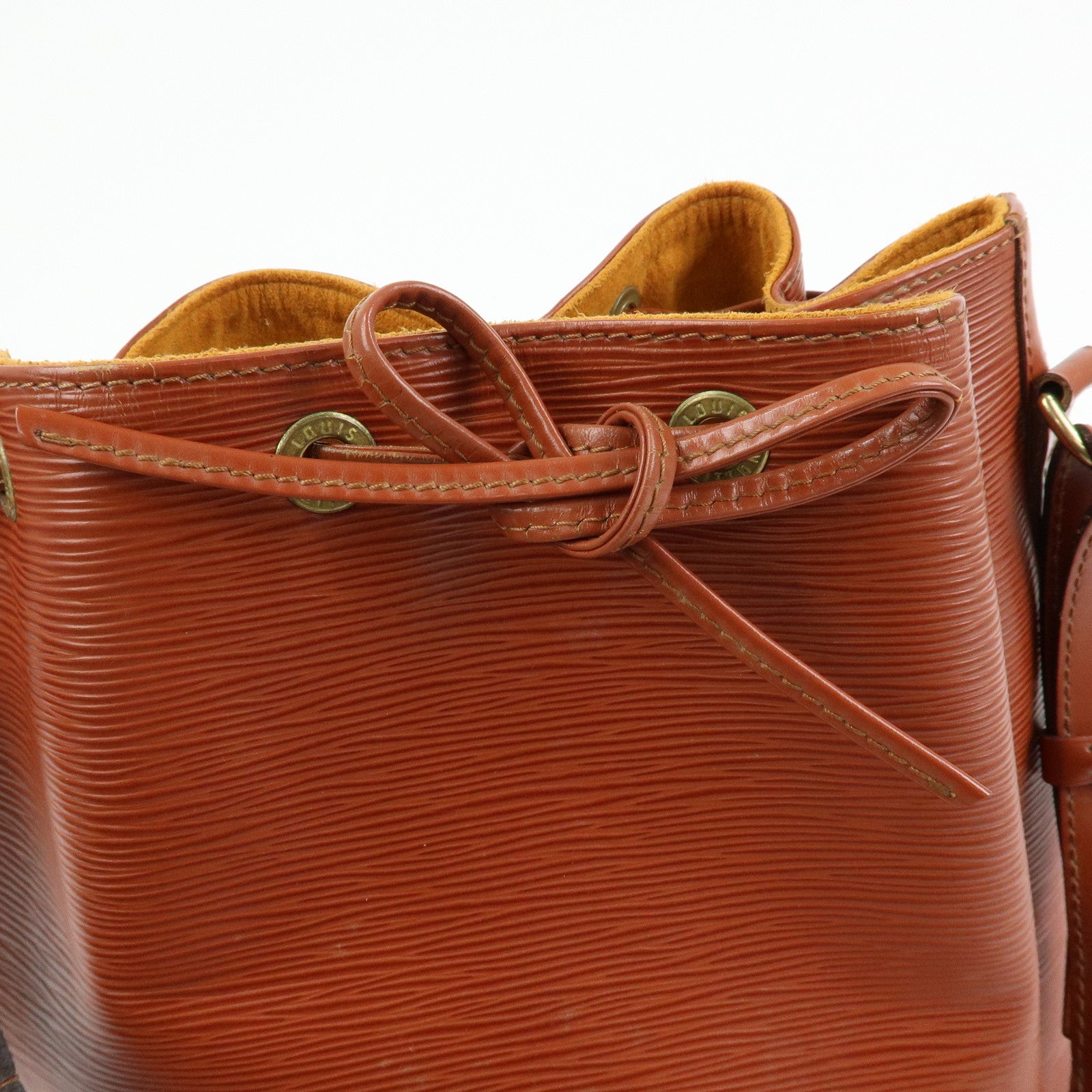 Louis Vuitton Epi Petit Noe Shoulder Bag Kenya Brown M44103