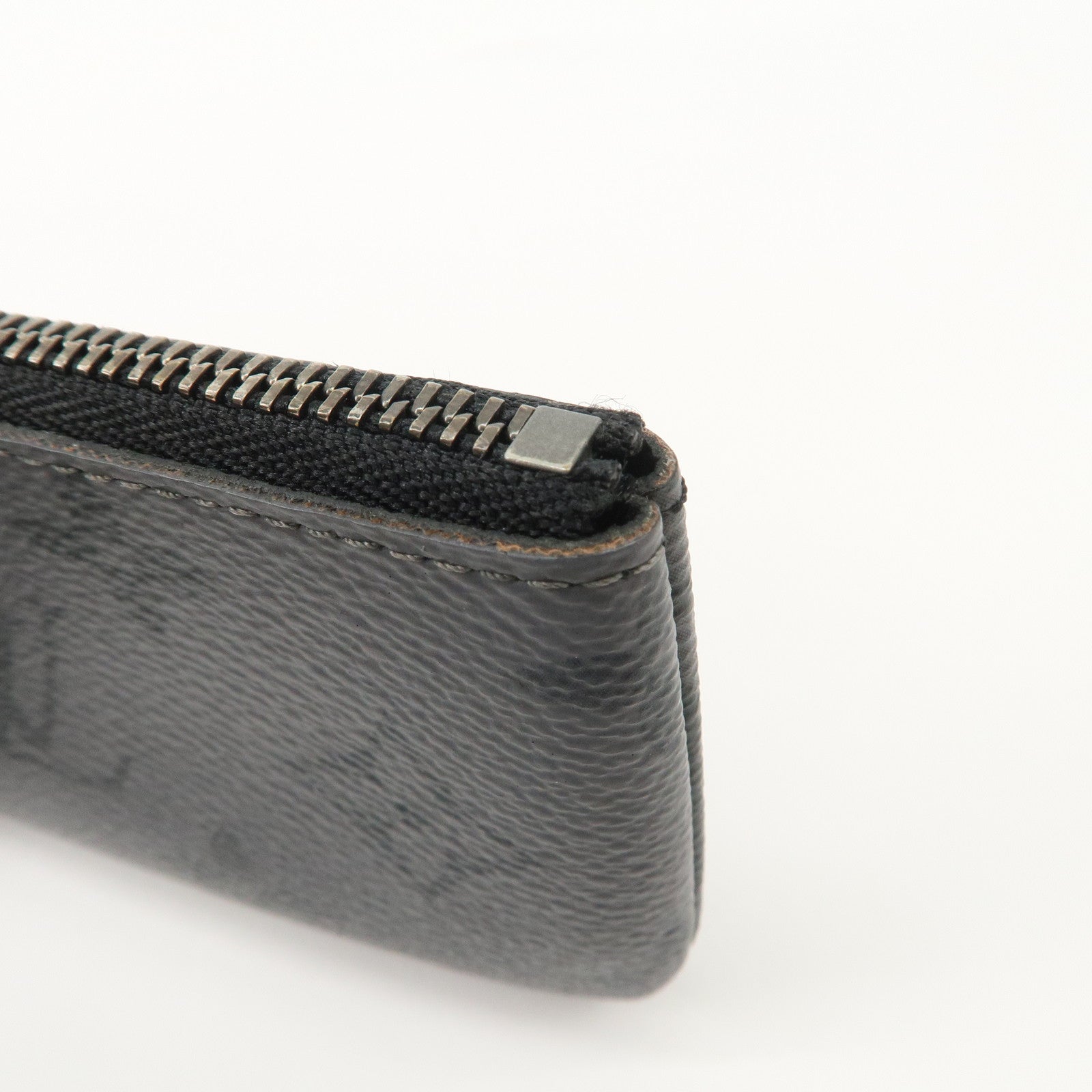 Louis Vuitton Monogram Eclipse Reverse Pochette Cles M80905