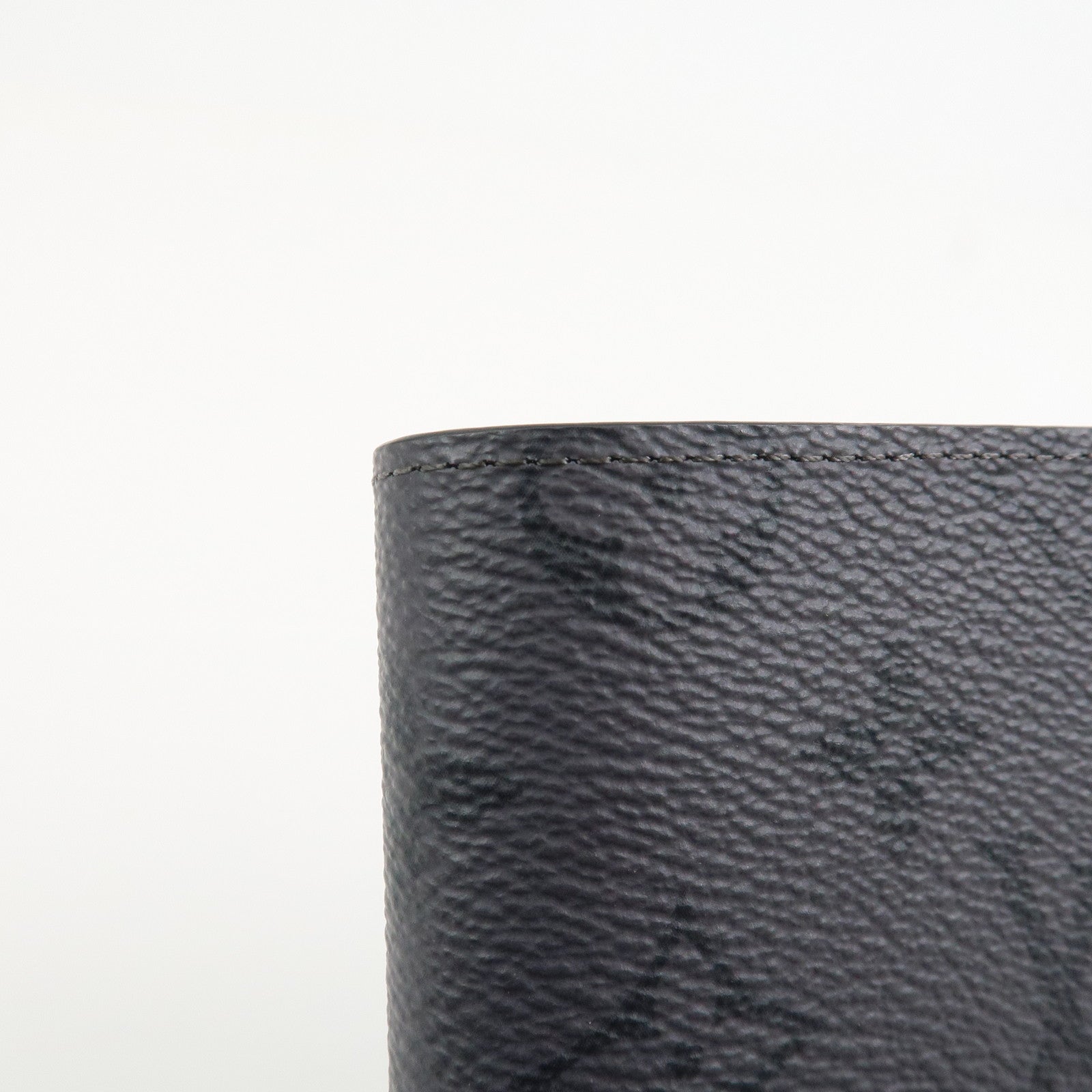 Louis Vuitton Monogram Eclips Portefeuille Slender Wallet M80906