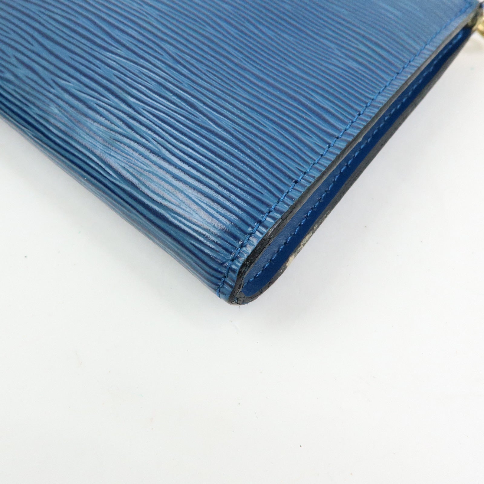 Louis Vuitton Epi Pochette Accessoires Pouch Toledo Blue M52945