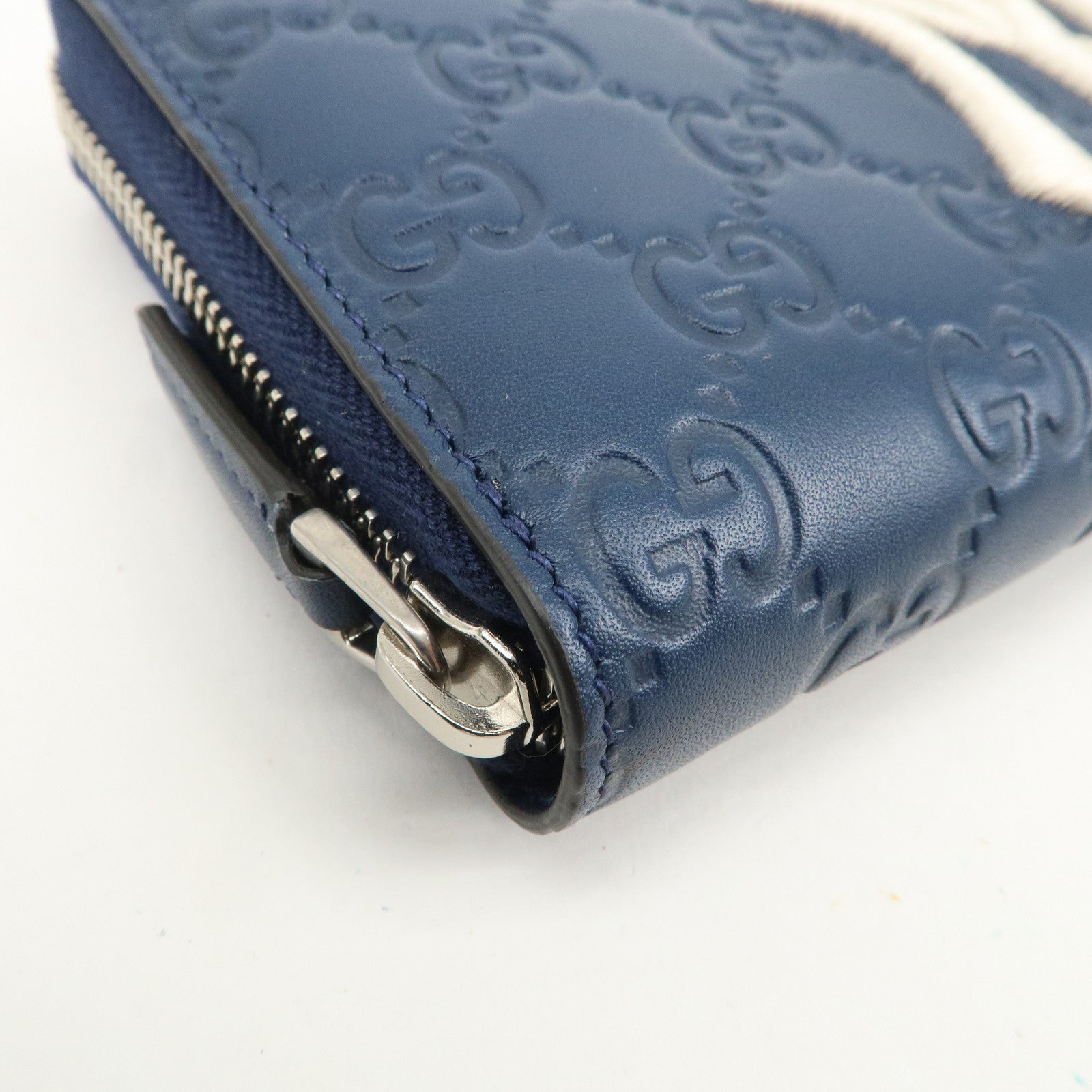 GUCCI Guccissima Leather Round Zippy Long Wallet NY Yankees 547791