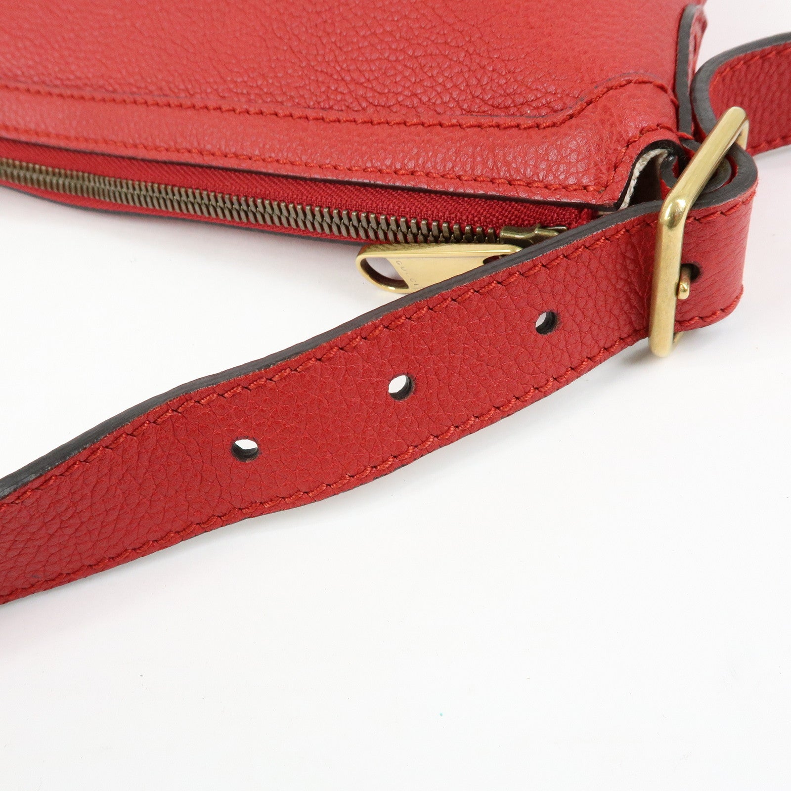 GUCCI Logo Sherry Half Moon Leather Shoulder Bag Red 523588