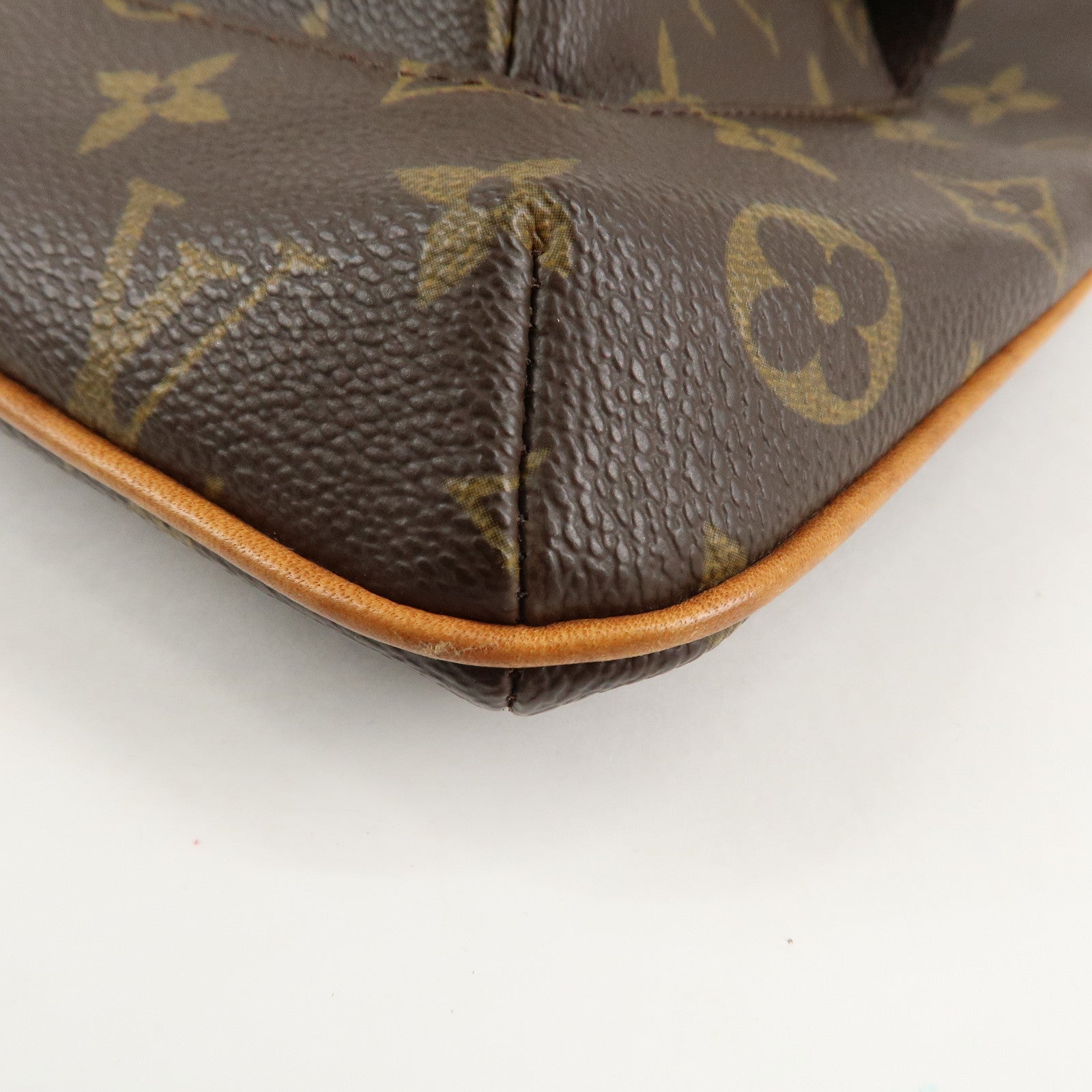 Louis Vuitton Monogram Partition Pouch Wristlet Bag M51901 Used