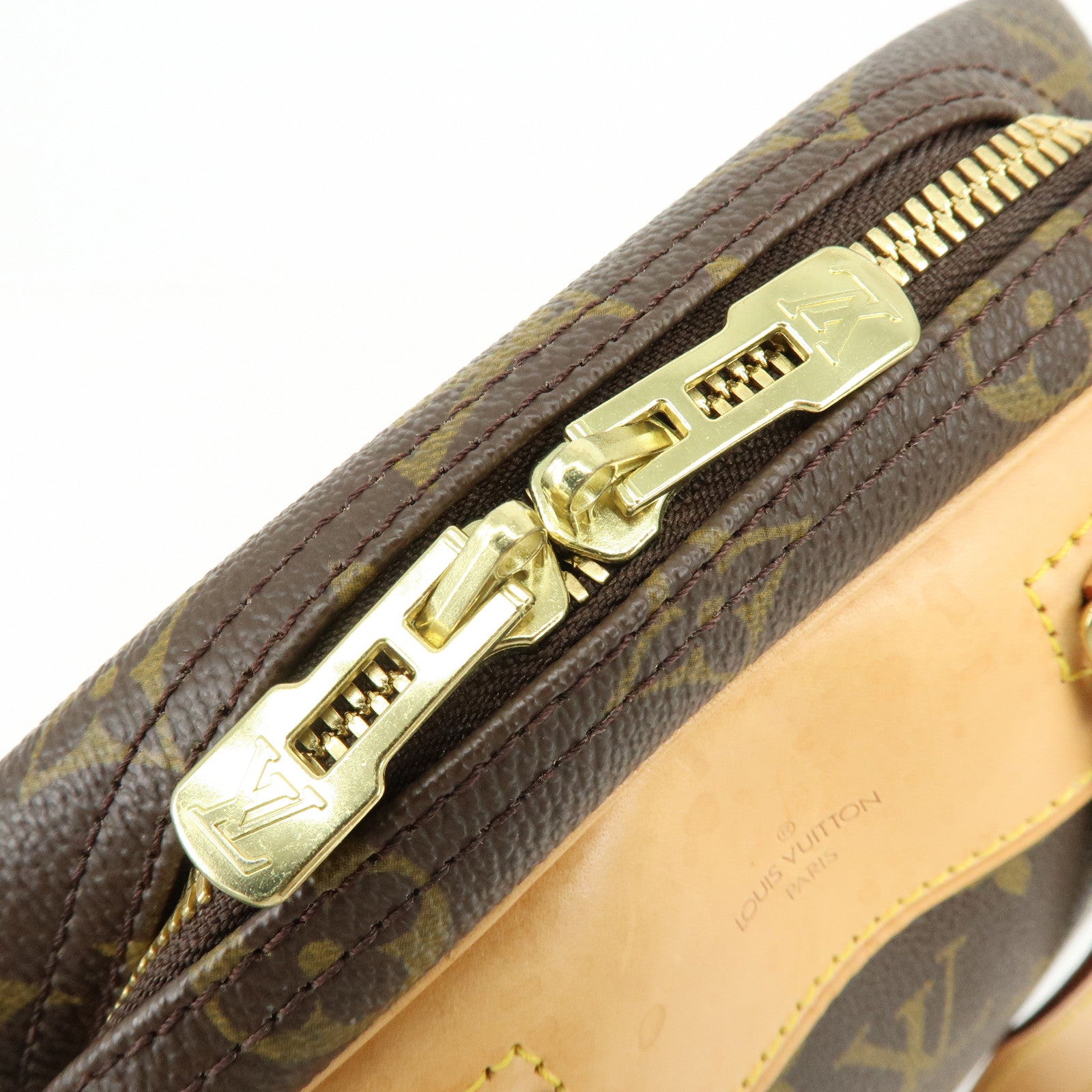 Louis Vuitton Monogram Excursion Shoes Case Hand Bag M41450