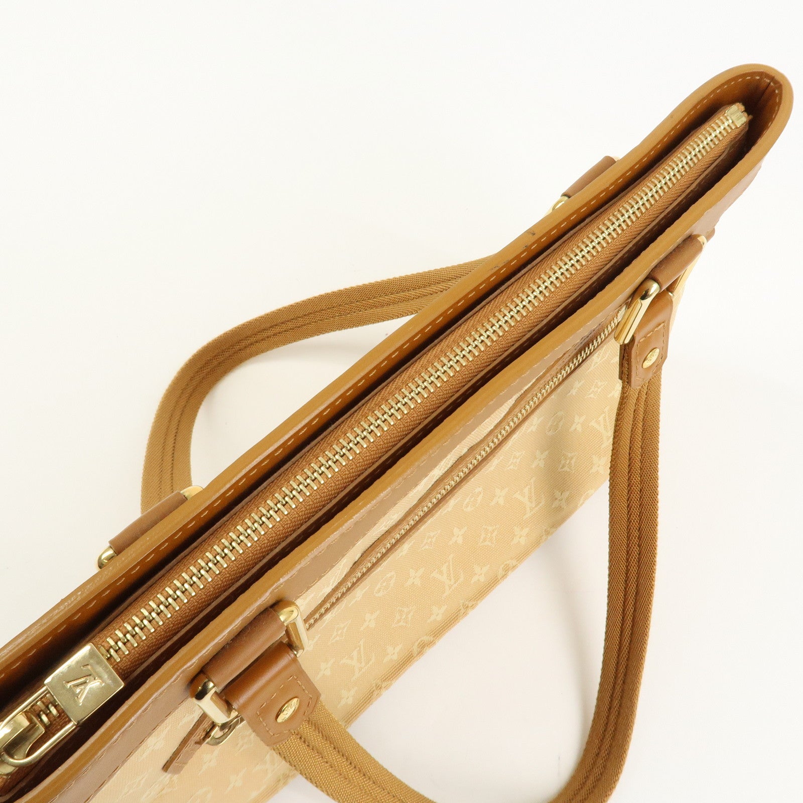 Louis Vuitton Monogram Mini Lucille PM Hand Bag Beige M92684