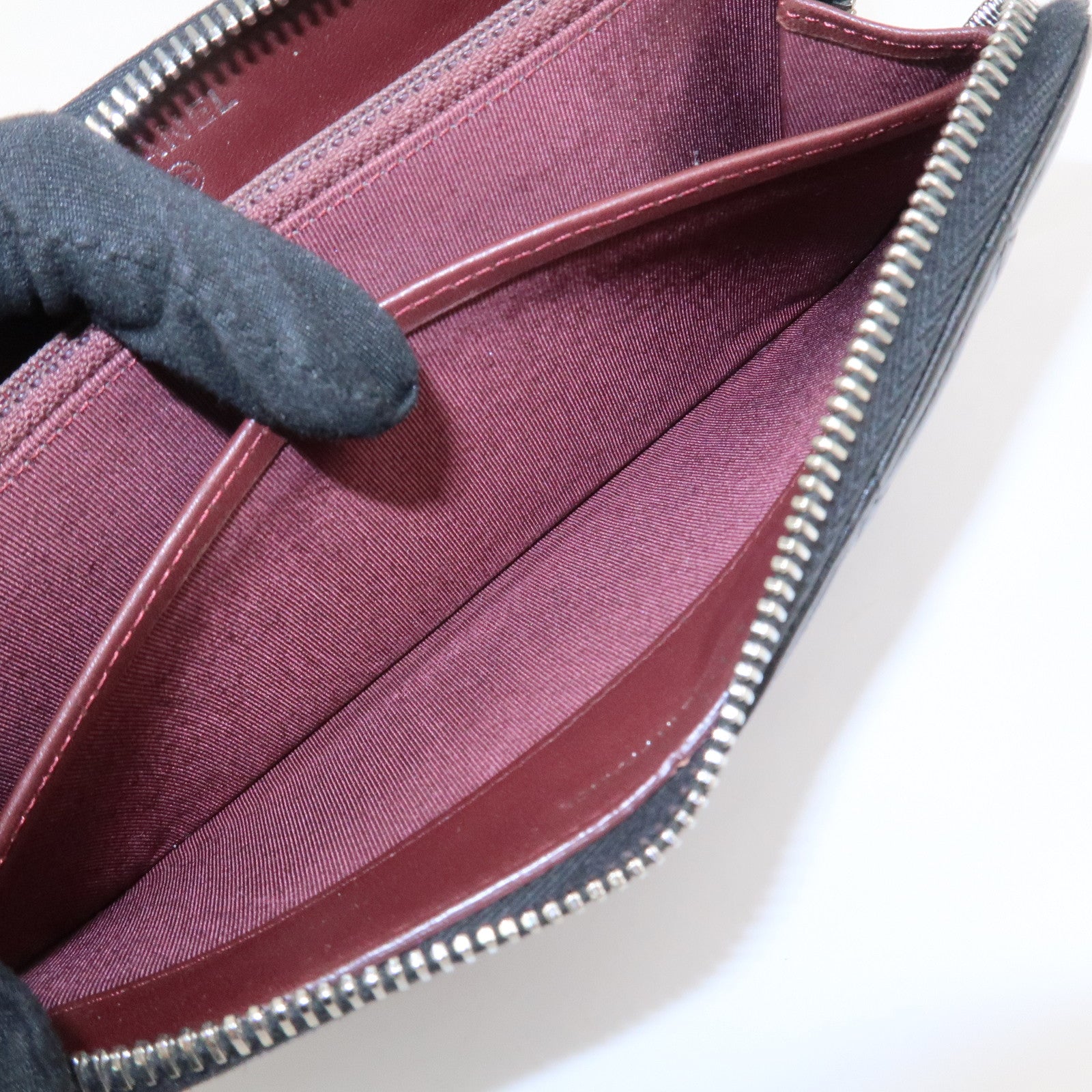 CHANEL Matelasse Lamb skin Leather Round Zippy Wallet Black Silver