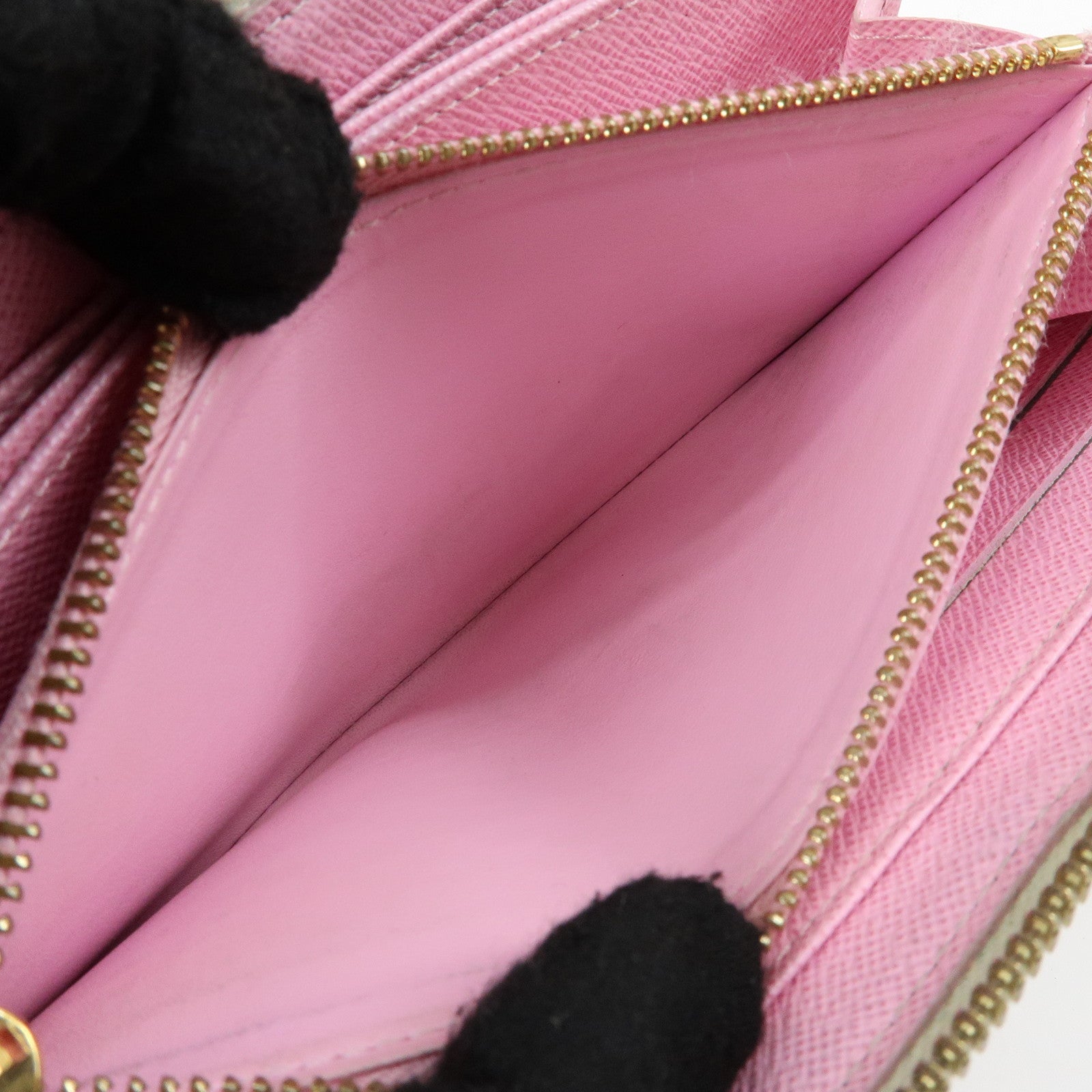 Louis Vuitton Monogram Multicolor Round Zippy Wallet Blanc M60241