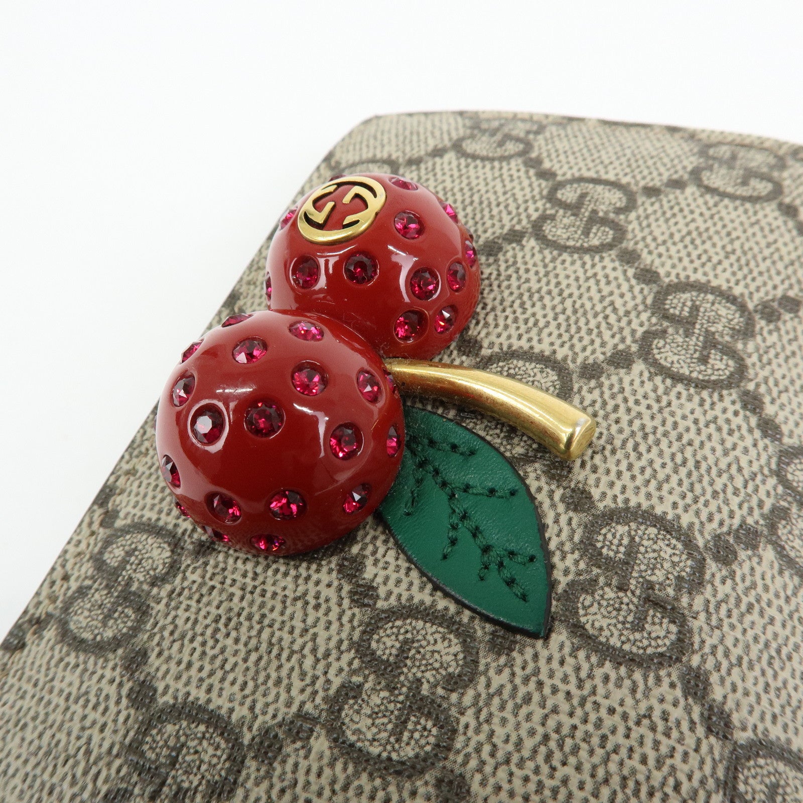 GUCCI Interlocking G GG Supereme Cherry Compact Wallet 476050