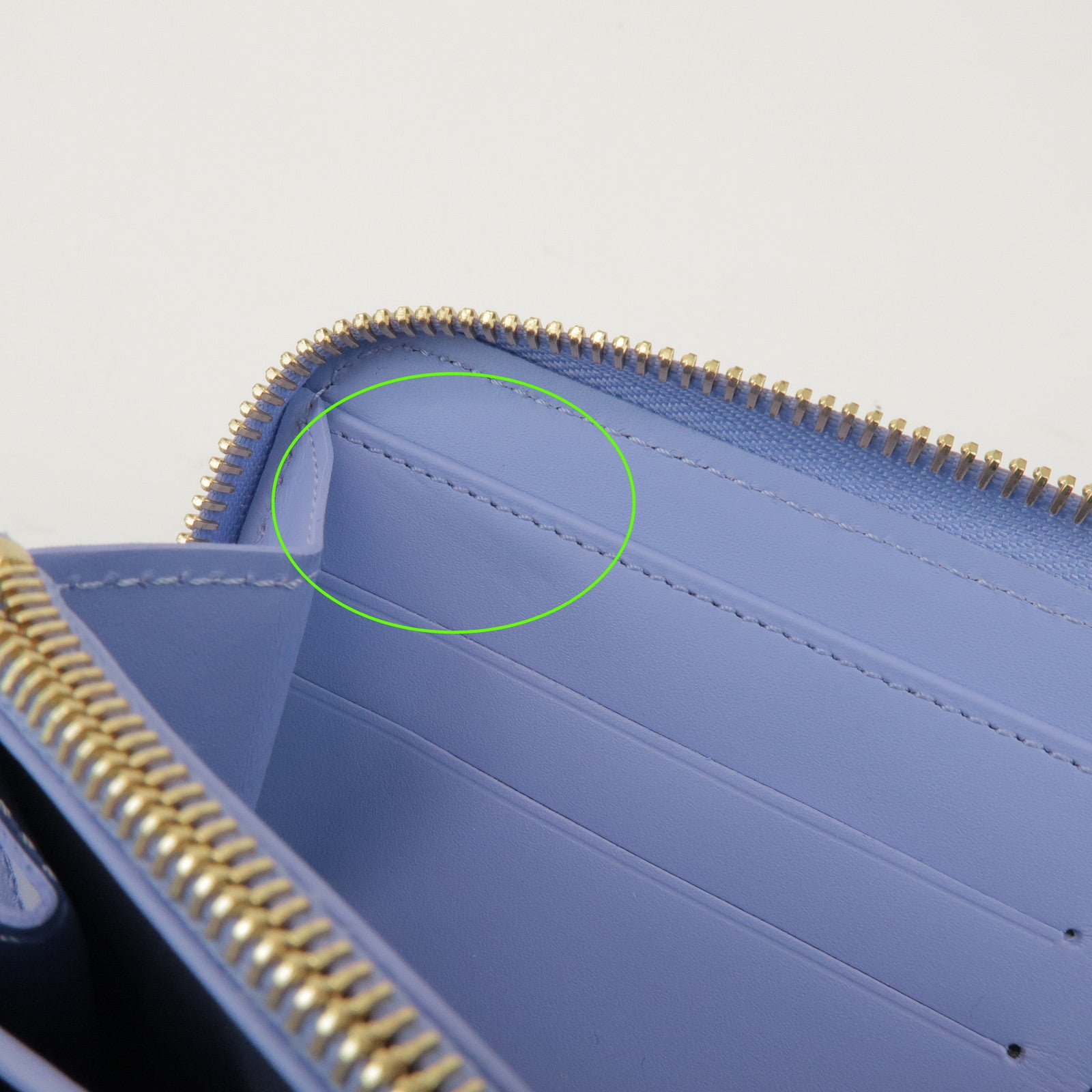 Louis Vuitton Monogram Vernis Round Zippy Wallet Lilas M90141