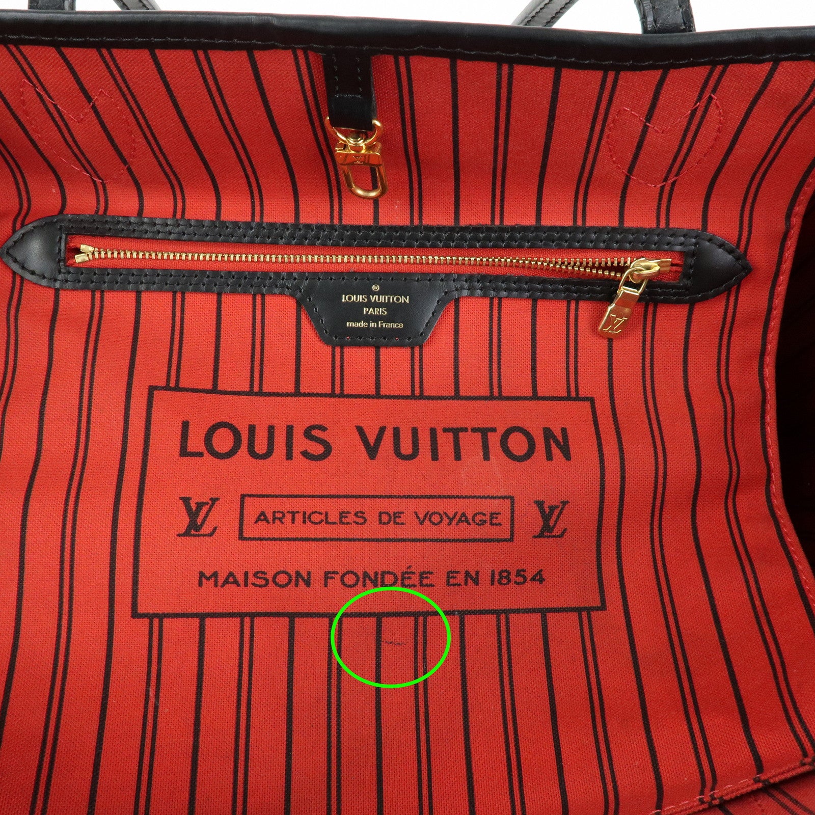 Louis Vuitton Monogram LV World Tour Neverfull MM Tote Bag M42844