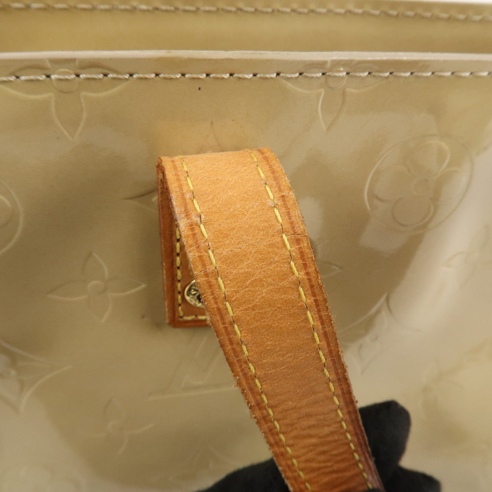 Louis Vuitton Monogram Vernis Lead PM Hand Bag Noisette M91334