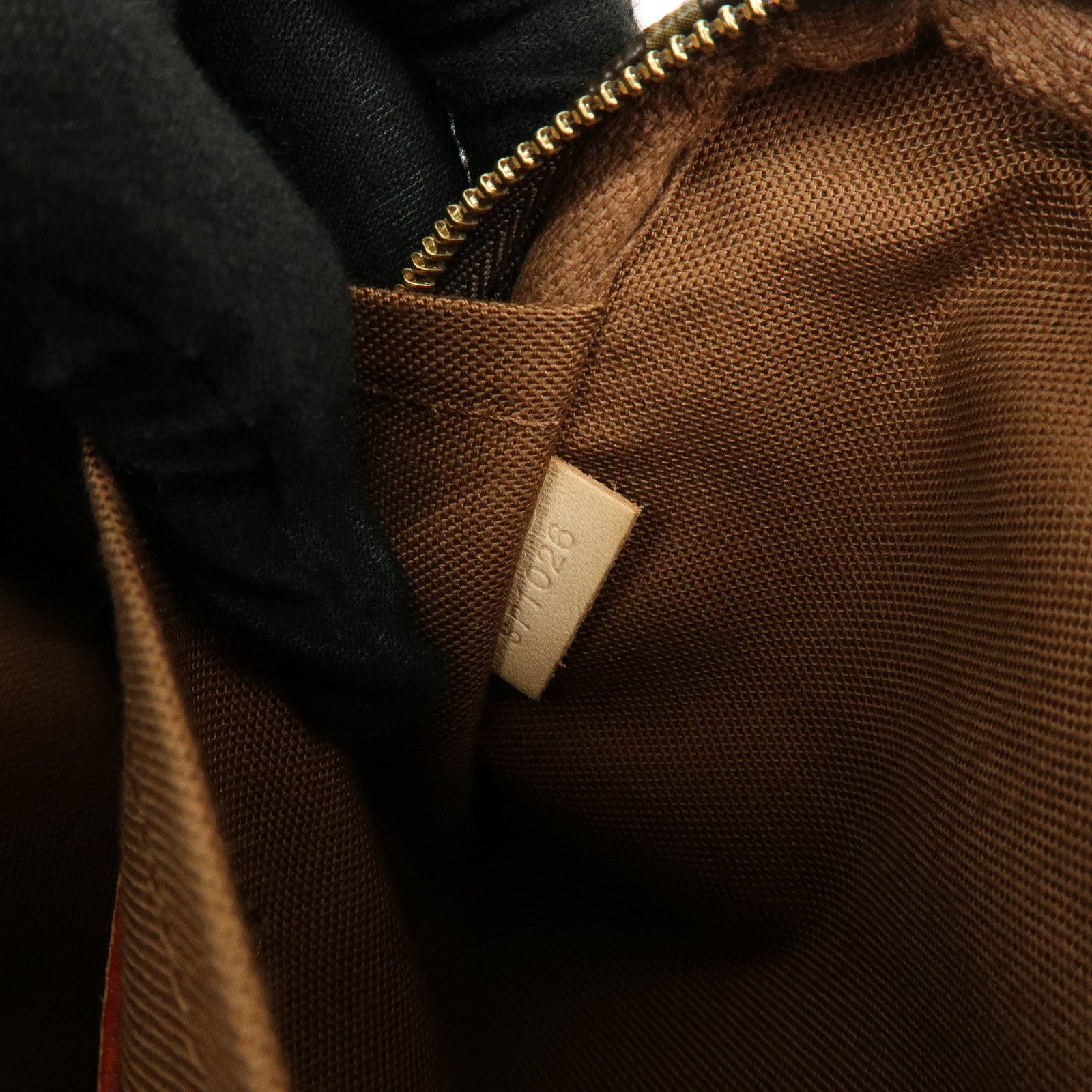 Louis Vuitton Monogram Bambag  Bosphore Waist Bag Body Bag M40108