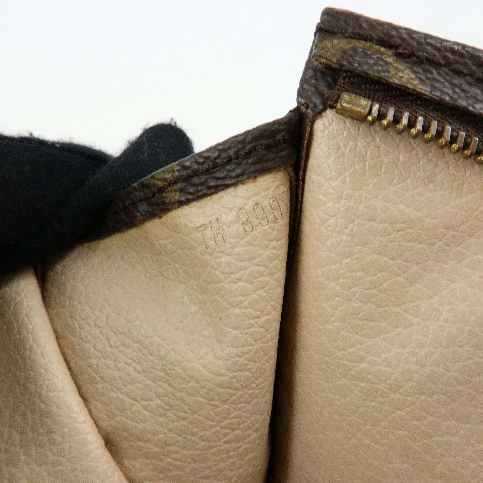 Louis Vuitton Monogram Poche Toilette 26 Clutch Bag Brown M47542