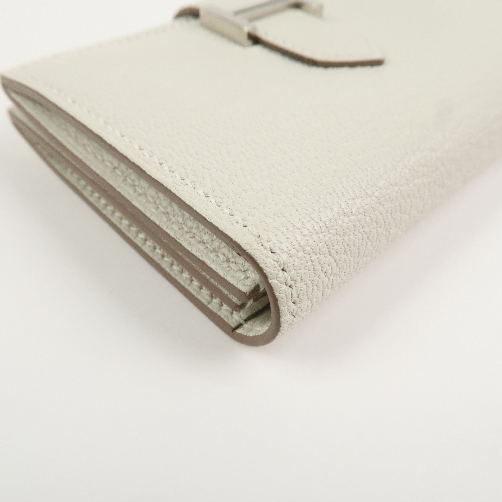 HERMES Bearn Chevre B Stamped Card Case Card Holder Craie