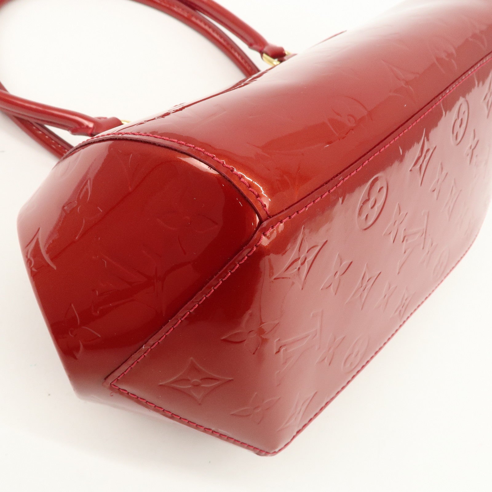 Louis Vuitton Monogram Vernis Sherwood PM Shoulder Bag Red M91494