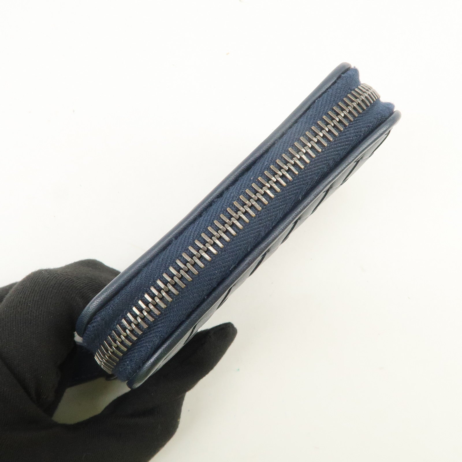 BOTTEGA VENETA Intrecciato Leather Coin Case Navy 114075