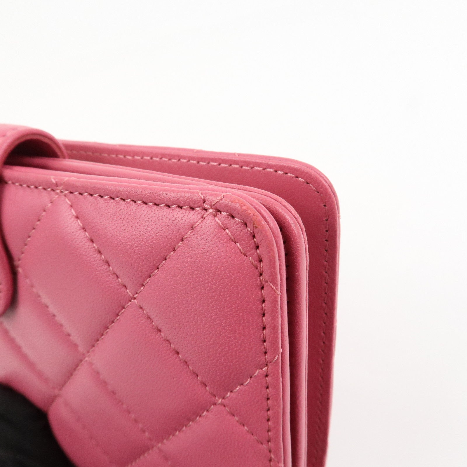CHANEL Matelasse Lamb Skin Bi-fold Wallet Purse Pink