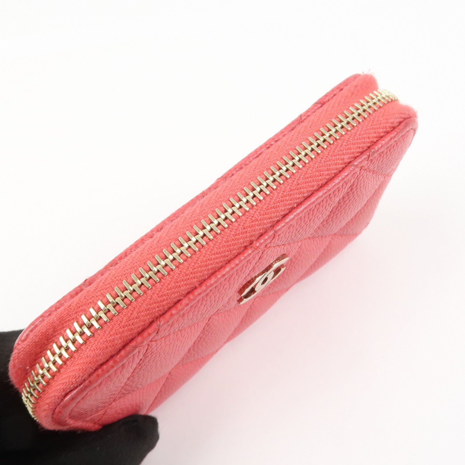 CHANEL COCO Mark Matelasse Caviarskin Classic Zippy CoinCase AP0216