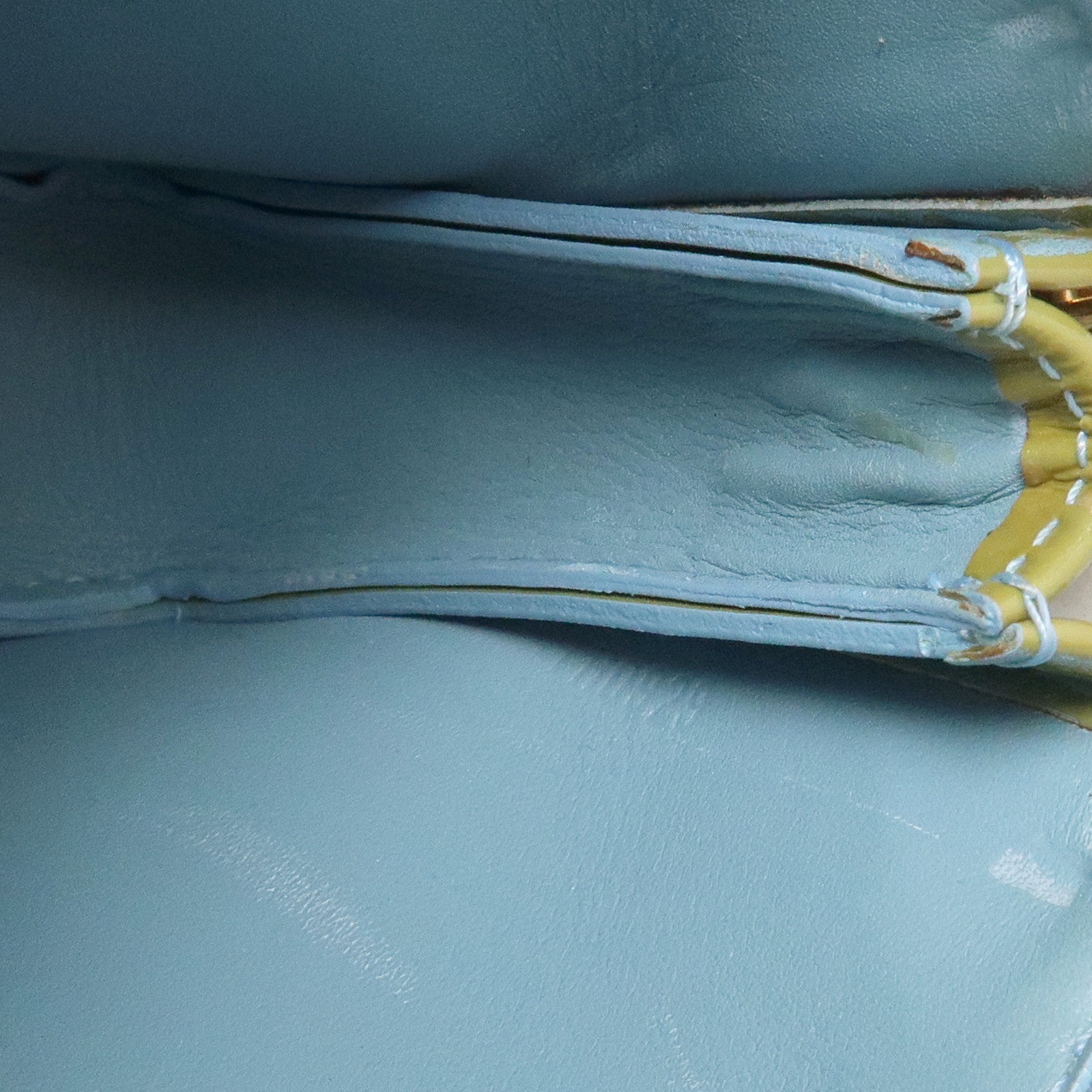 Louis Vuitton Monogram Vernis Lexington Hand Bag Baby Blue M91011