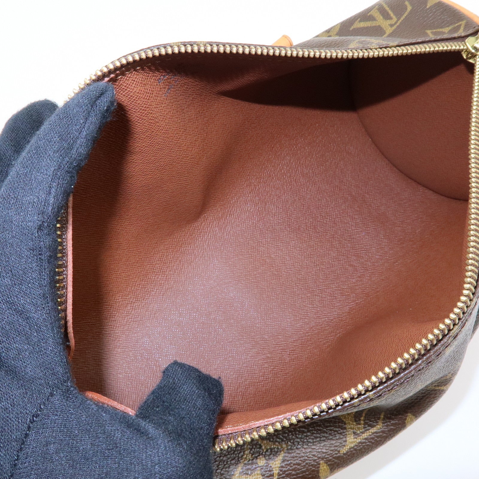 Louis Vuitton Monogram Papillon 26 Hand Bag Brown M51386