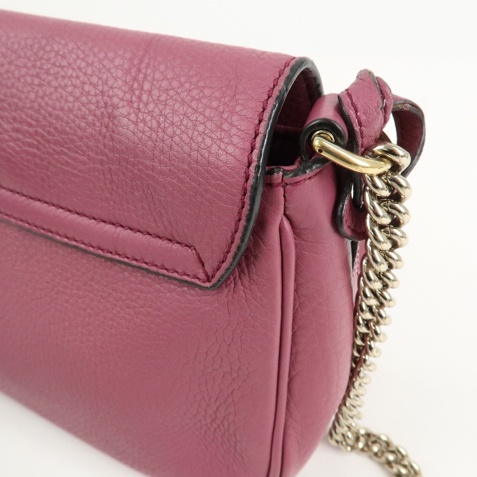 GUCCI SOHO Leather Chain Shoulder Bag Purse Purple 336752