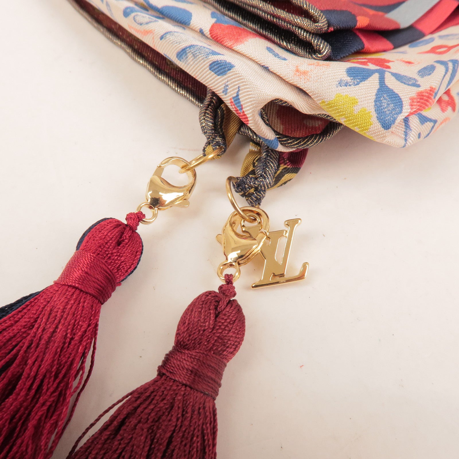 Louis Vuitton 100% Silk Scarf 65x65 Tassel Red Gold