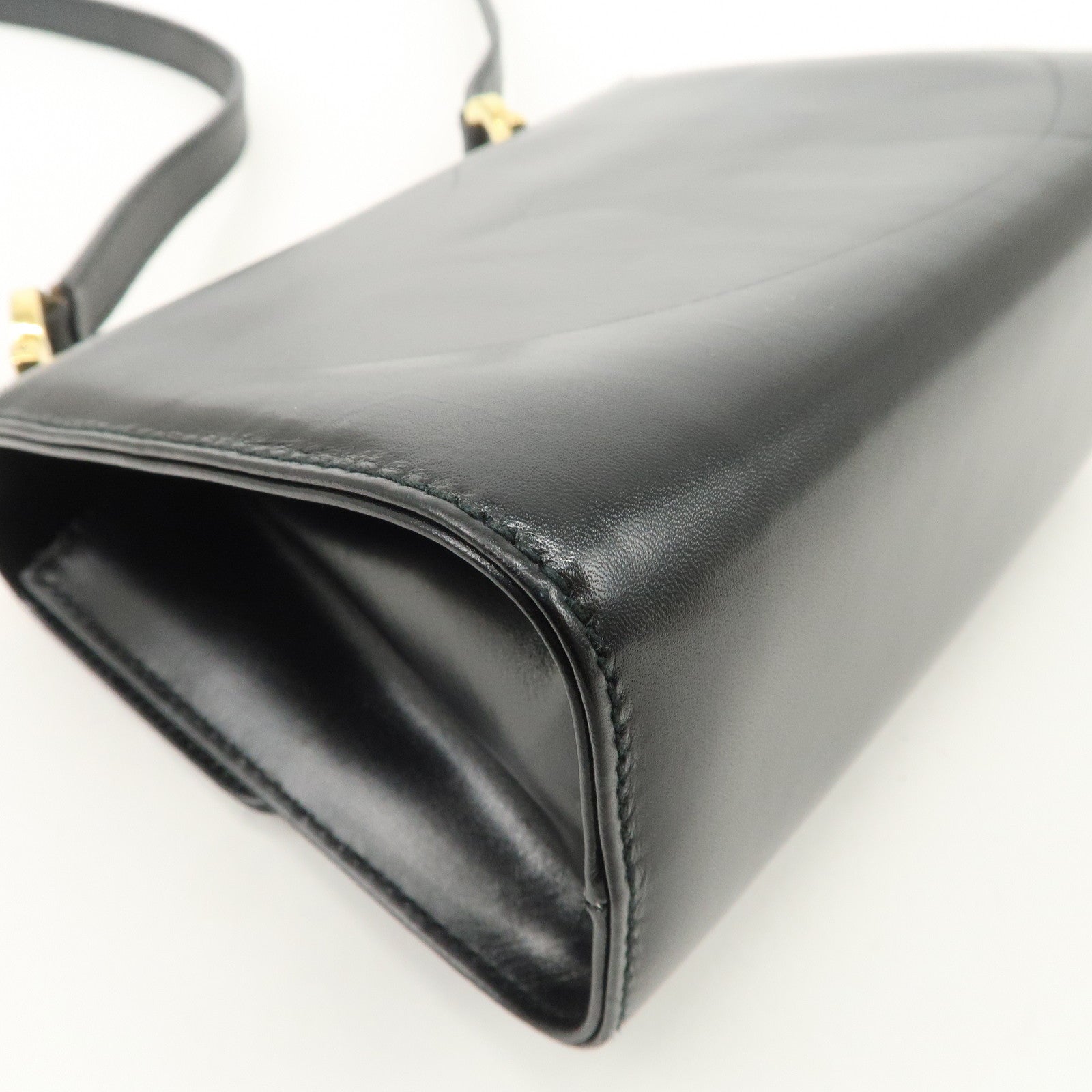 Ferragamo Gancini Leather Shoulder Bag Black