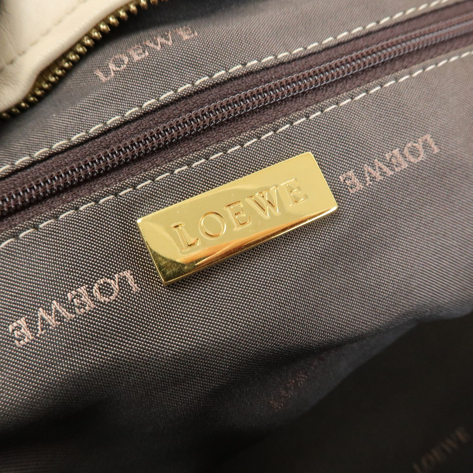 LOEWE Anagram Amazona 28 Nappa Leather Hand Bag Boston Bag Beige