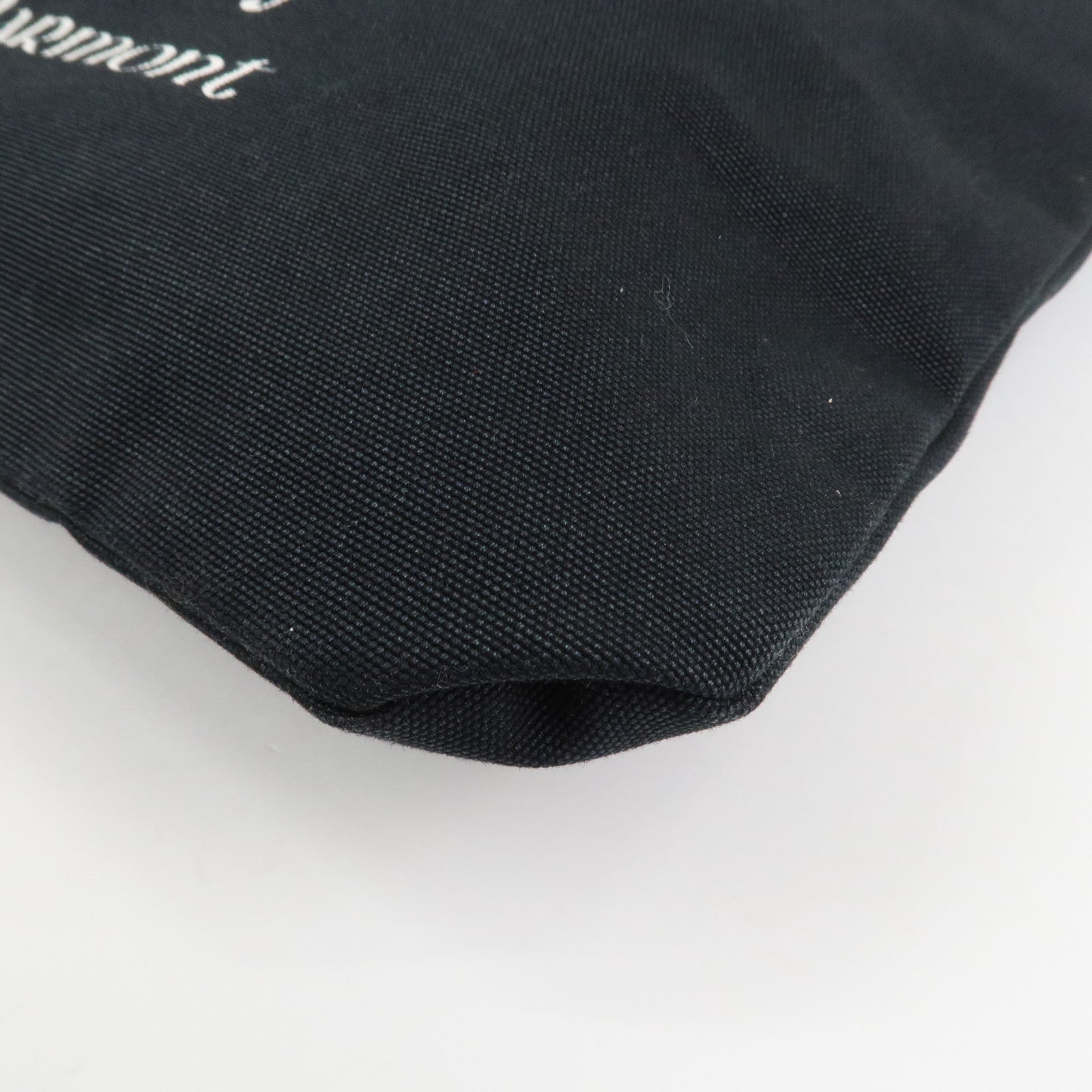 GUCCI Chateau Marmont and Gucci Drawstring Tote Bag 552403