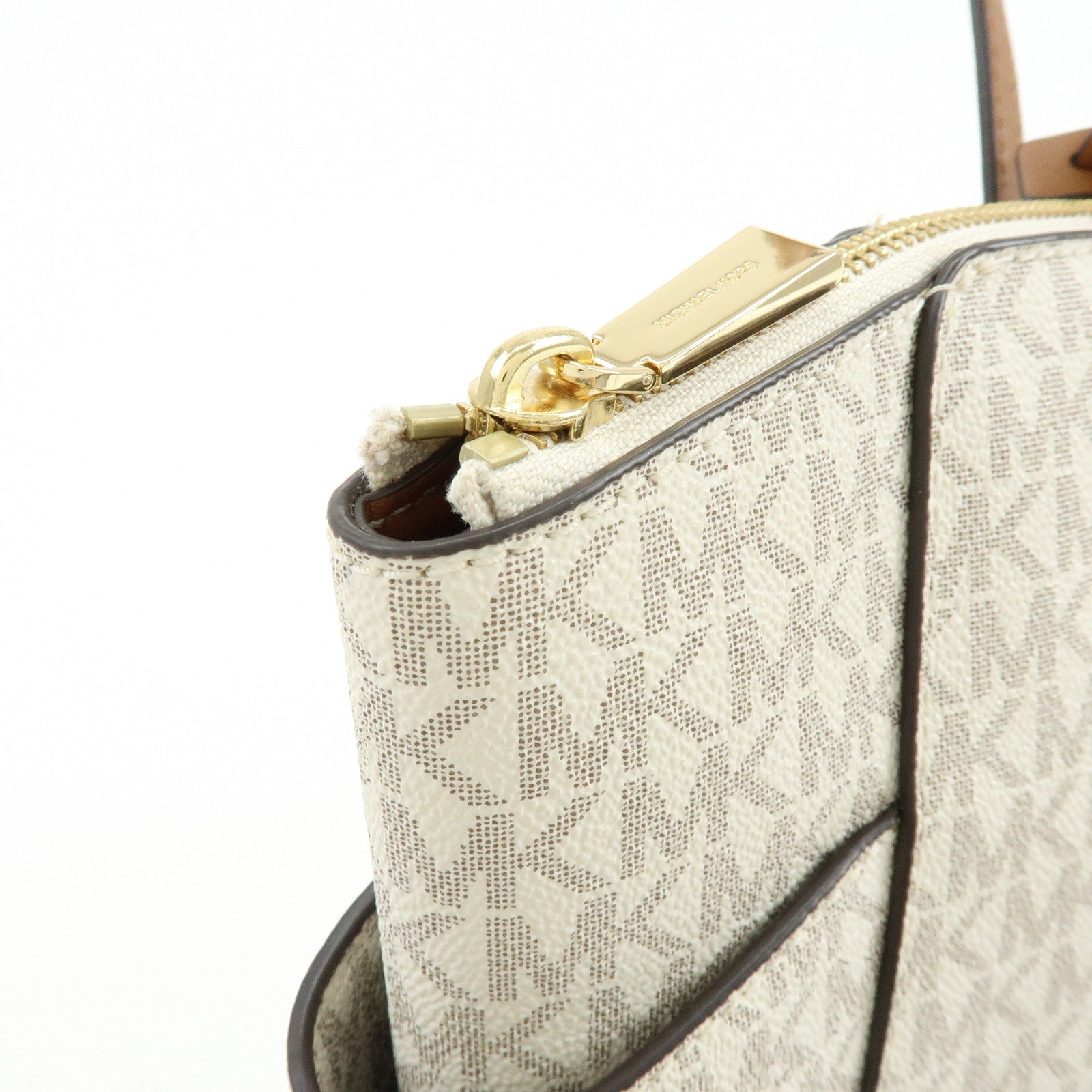 MICHAEL KORS MK Signature PVC Leather Shoulder Bag Ivory Brown