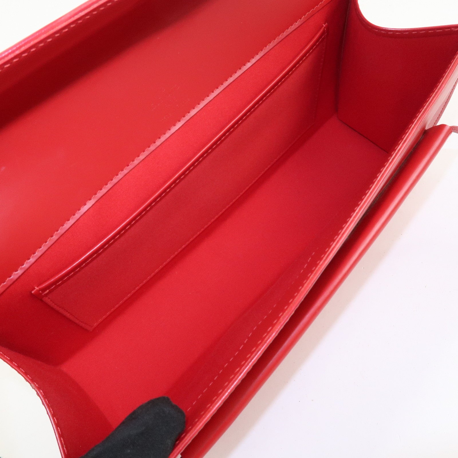 Louis Vuitton Epi Leather Dinar Shoulder Bag Rouge M5202E